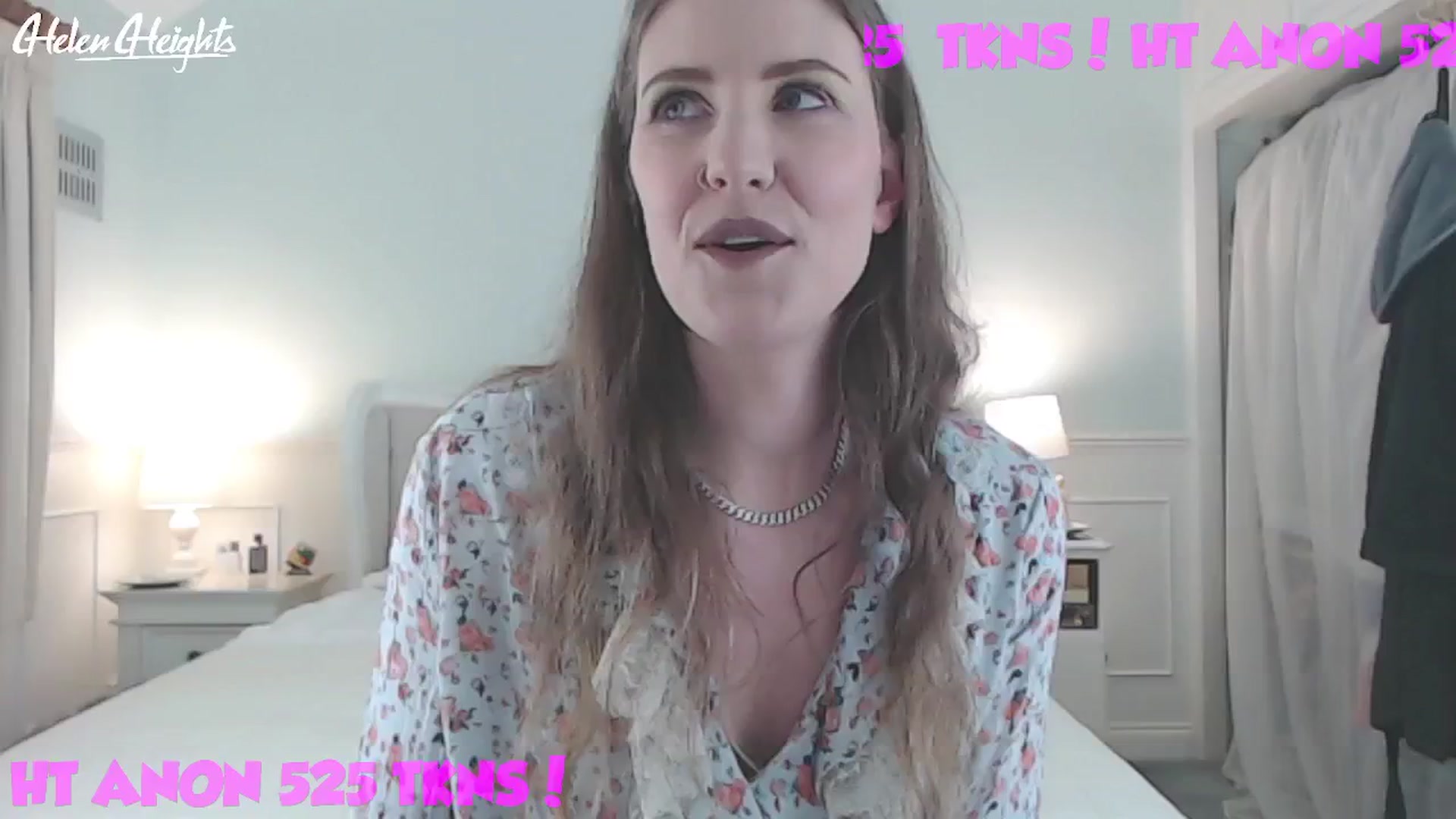 Gallery image thumbnail from Helen_Heights's myfreecams stream on, 04/27/2024, 23:15 image 4 of 20