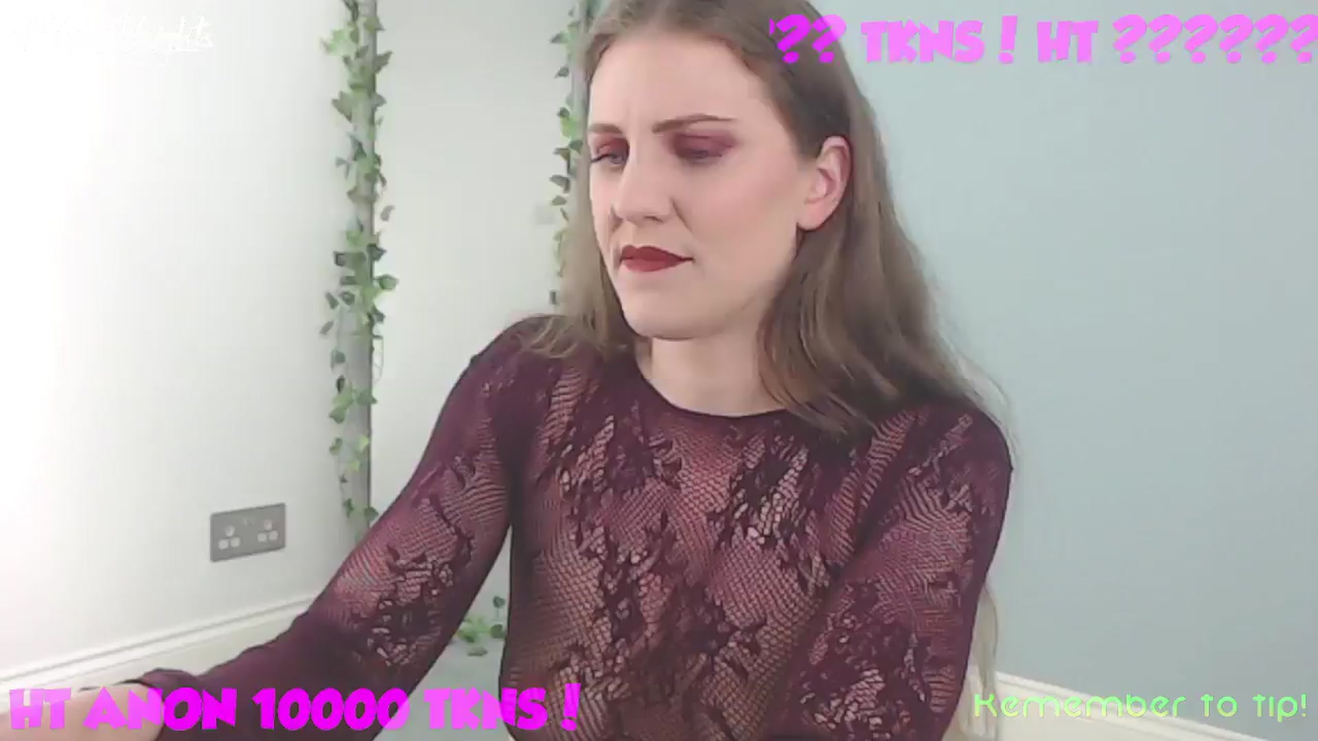 Gallery image thumbnail from Helen_Heights's myfreecams stream on, 06/22/2024, 20:18 image 11 of 20