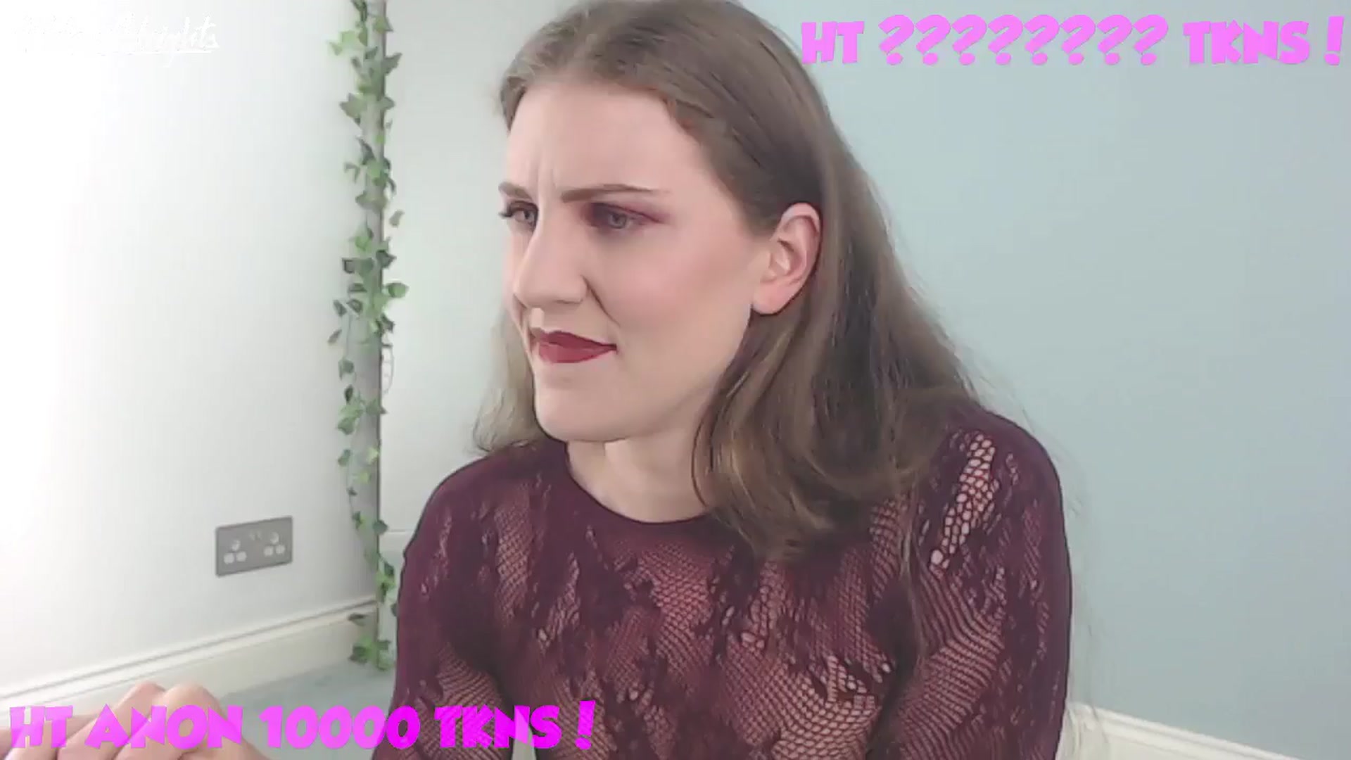 Gallery image thumbnail from Helen_Heights's myfreecams stream on, 06/22/2024, 20:18 image 6 of 20