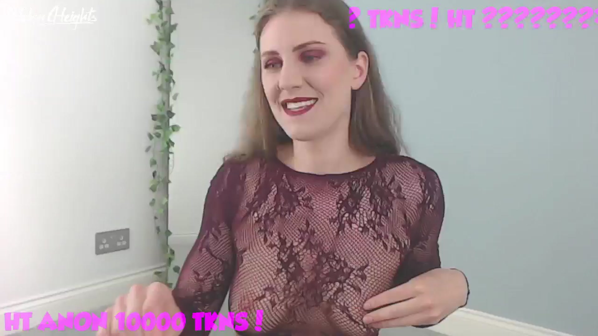 Gallery image thumbnail from Helen_Heights's myfreecams stream on, 06/22/2024, 20:18 image 10 of 20