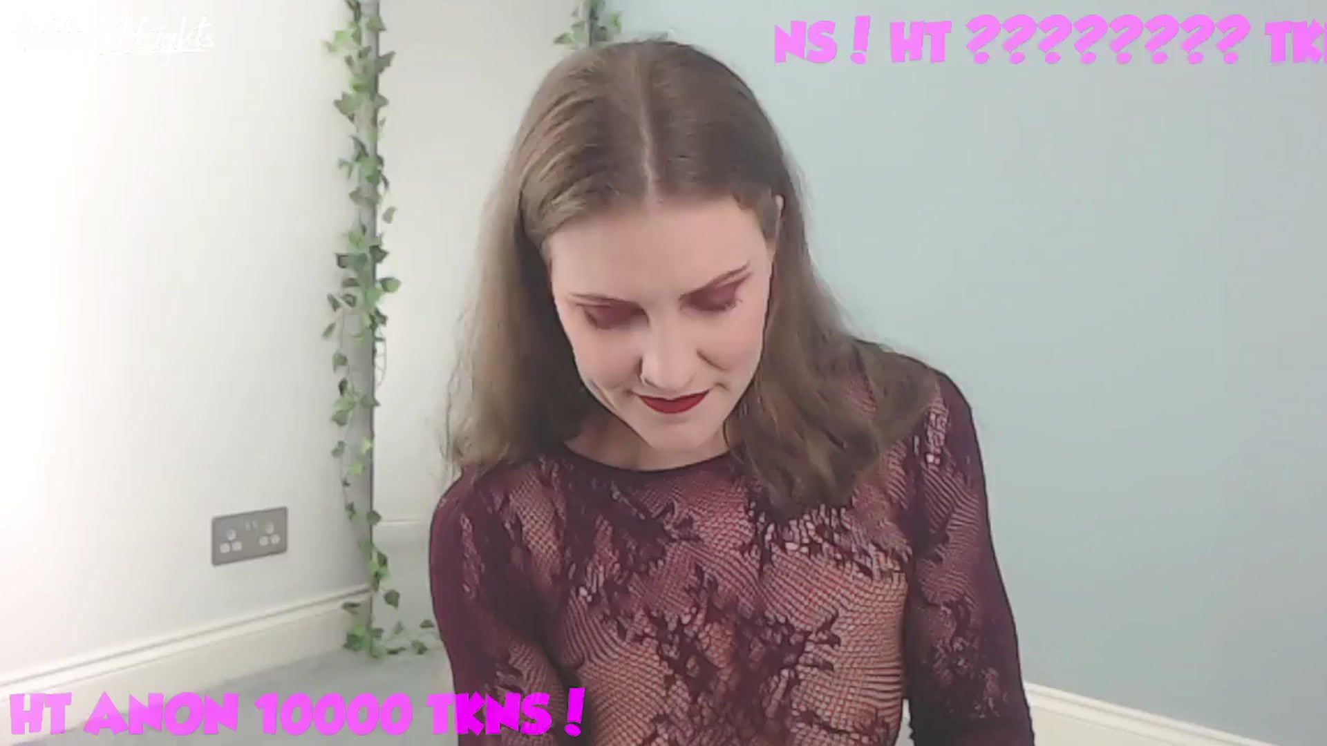 Gallery image thumbnail from Helen_Heights's myfreecams stream on, 06/22/2024, 20:18 image 8 of 20