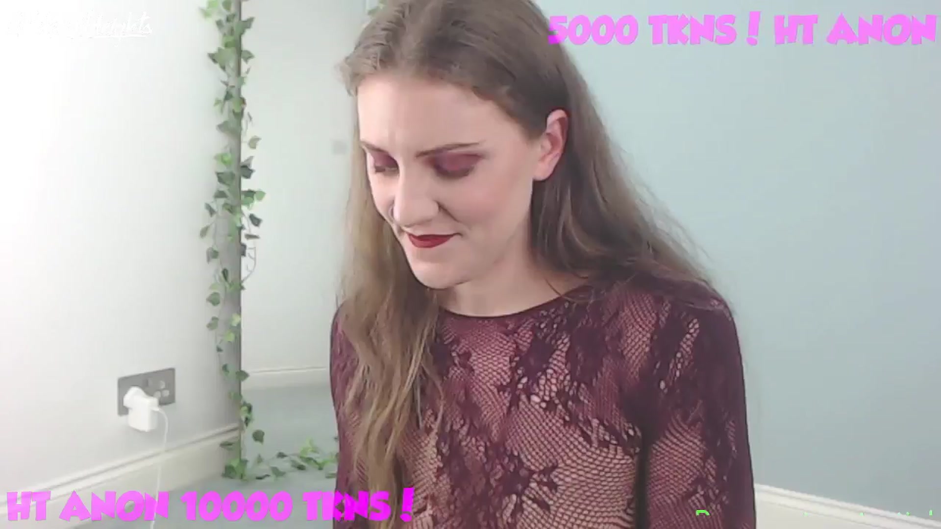 Gallery image thumbnail from Helen_Heights's myfreecams stream on, 06/23/2024, 24:05 image 15 of 20