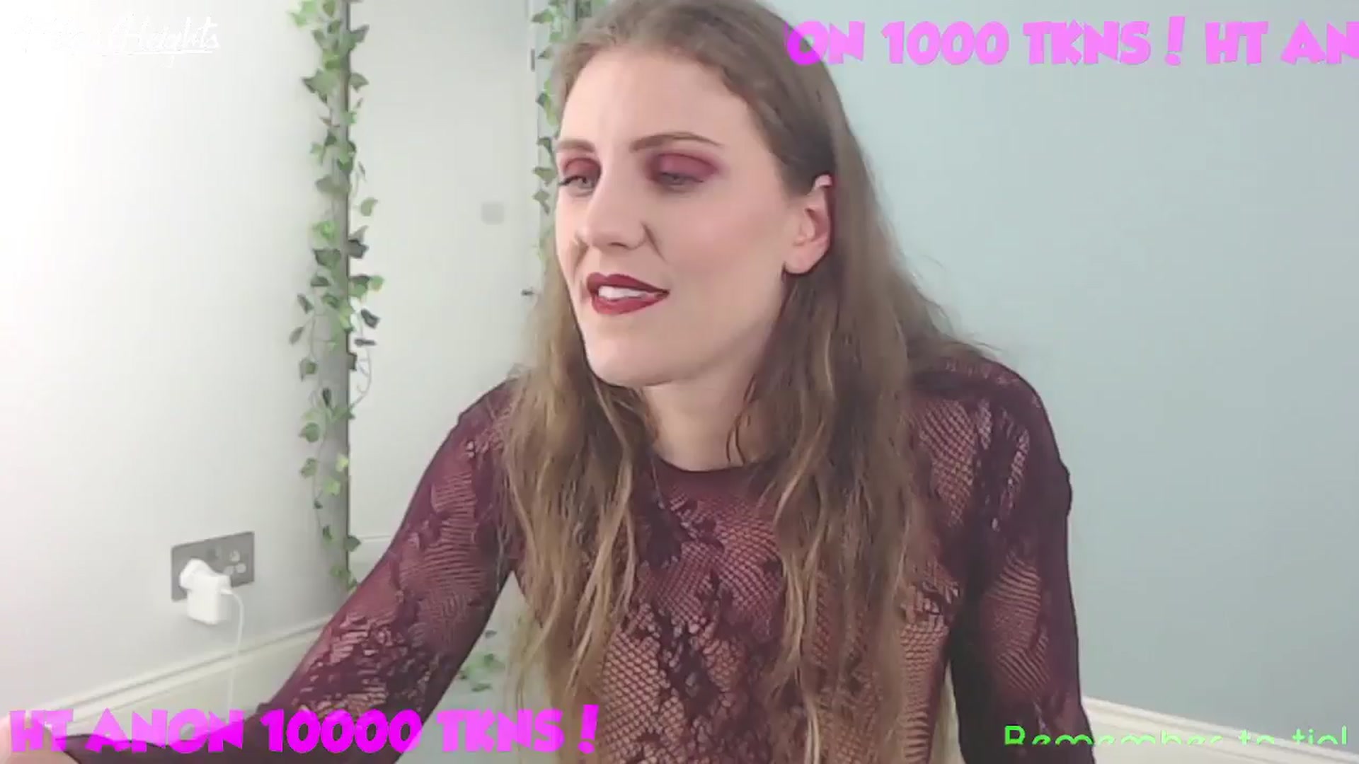 Gallery image thumbnail from Helen_Heights's myfreecams stream on, 06/23/2024, 24:05 image 14 of 20