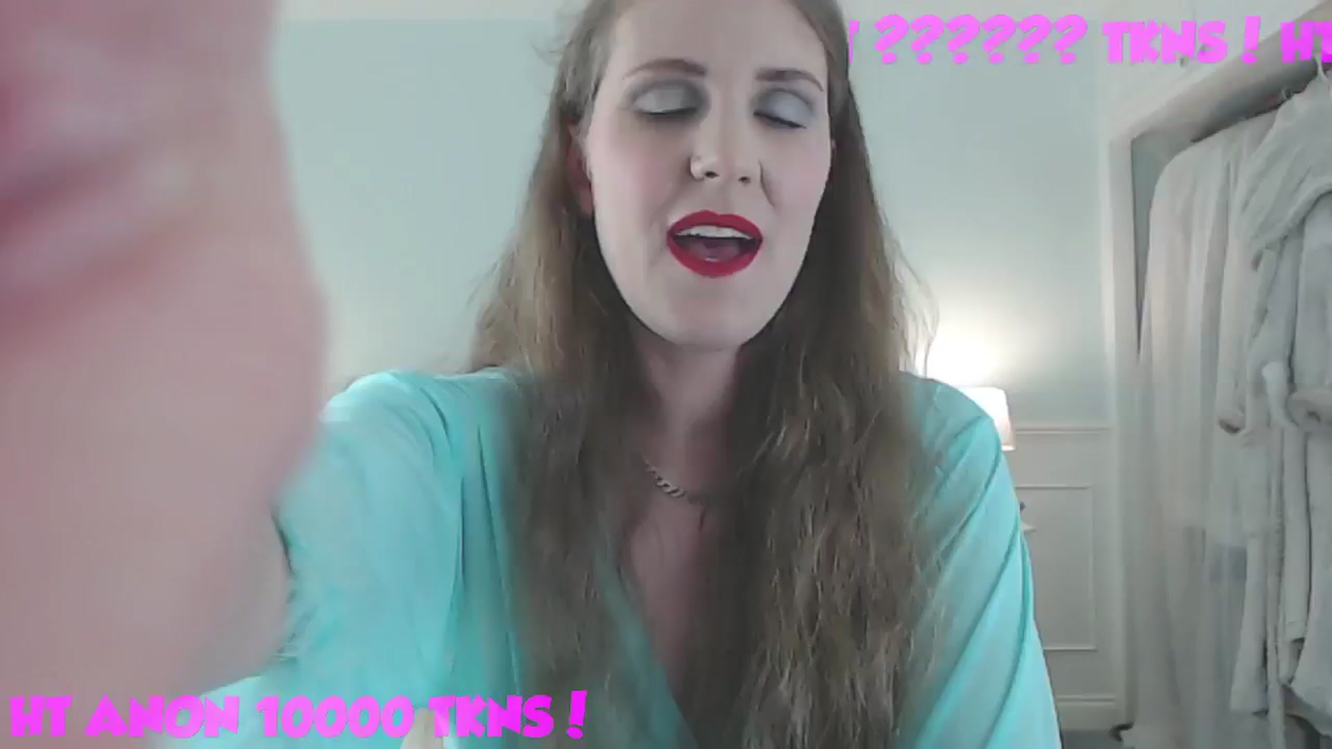 Gallery image thumbnail from Helen_Heights's myfreecams stream on, 09/21/2024, 20:15 image 14 of 20