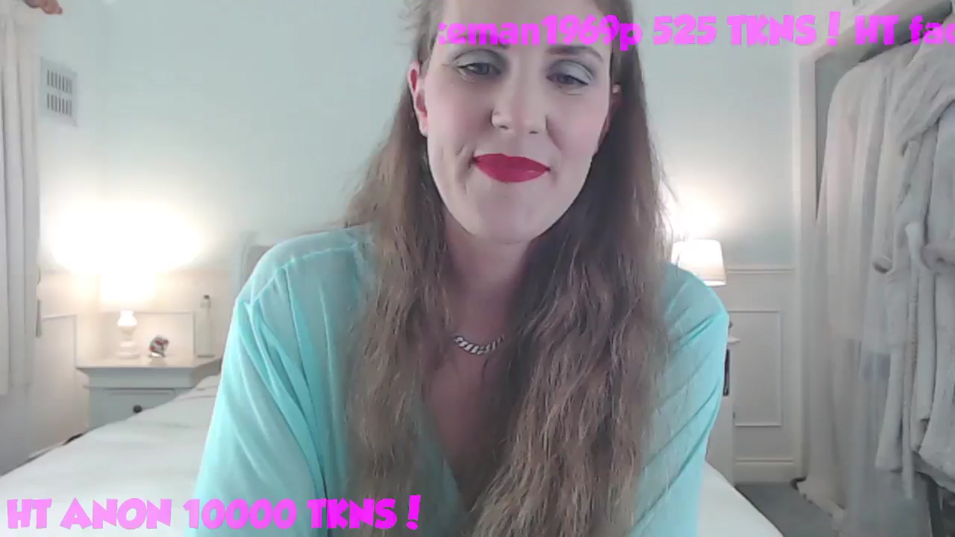 Gallery image thumbnail from Helen_Heights's myfreecams stream on, 09/21/2024, 20:15 image 16 of 20