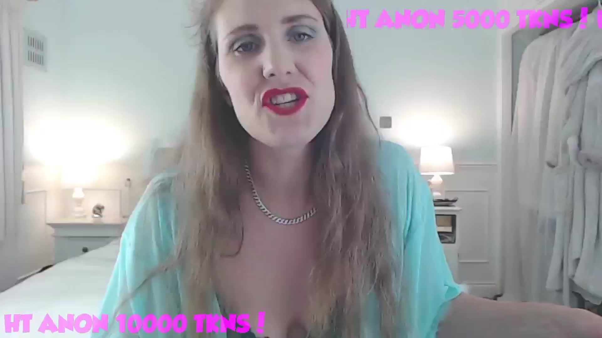 Gallery image thumbnail from Helen_Heights's myfreecams stream on, 09/21/2024, 22:53 image 14 of 20