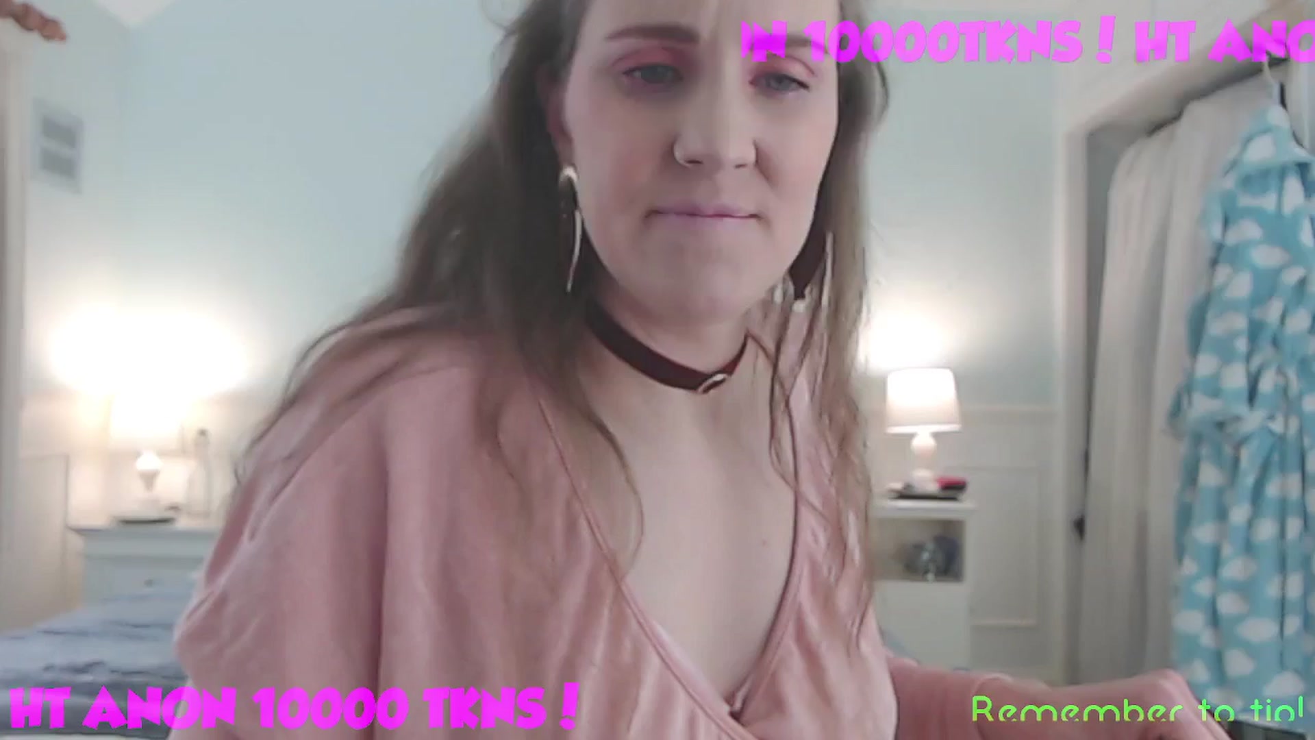 Gallery image thumbnail from Helen_Heights's myfreecams stream on, 12/22/2024, 24:48 image 19 of 20