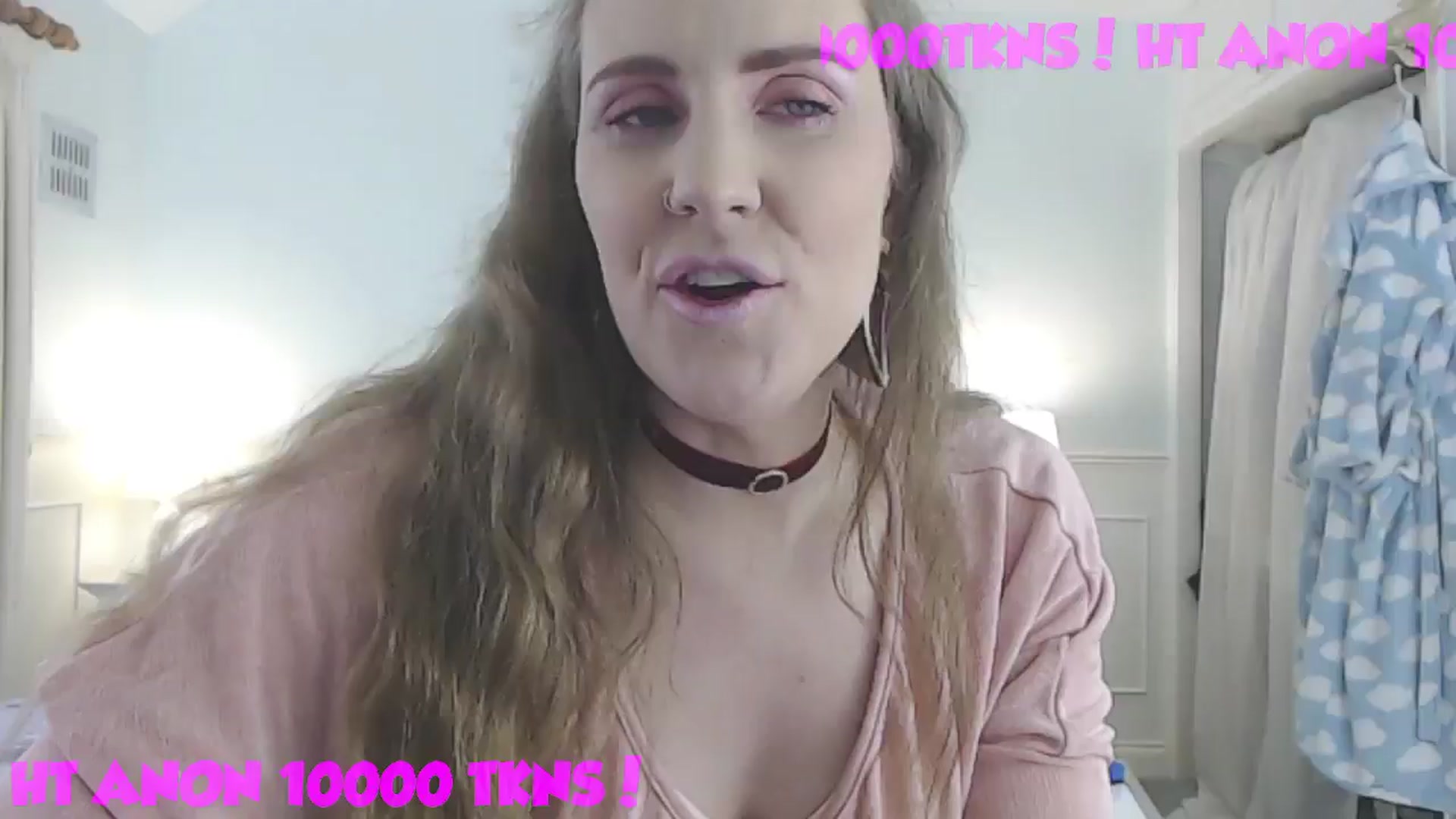 Gallery image thumbnail from Helen_Heights's myfreecams stream on, 12/22/2024, 24:48 image 20 of 20