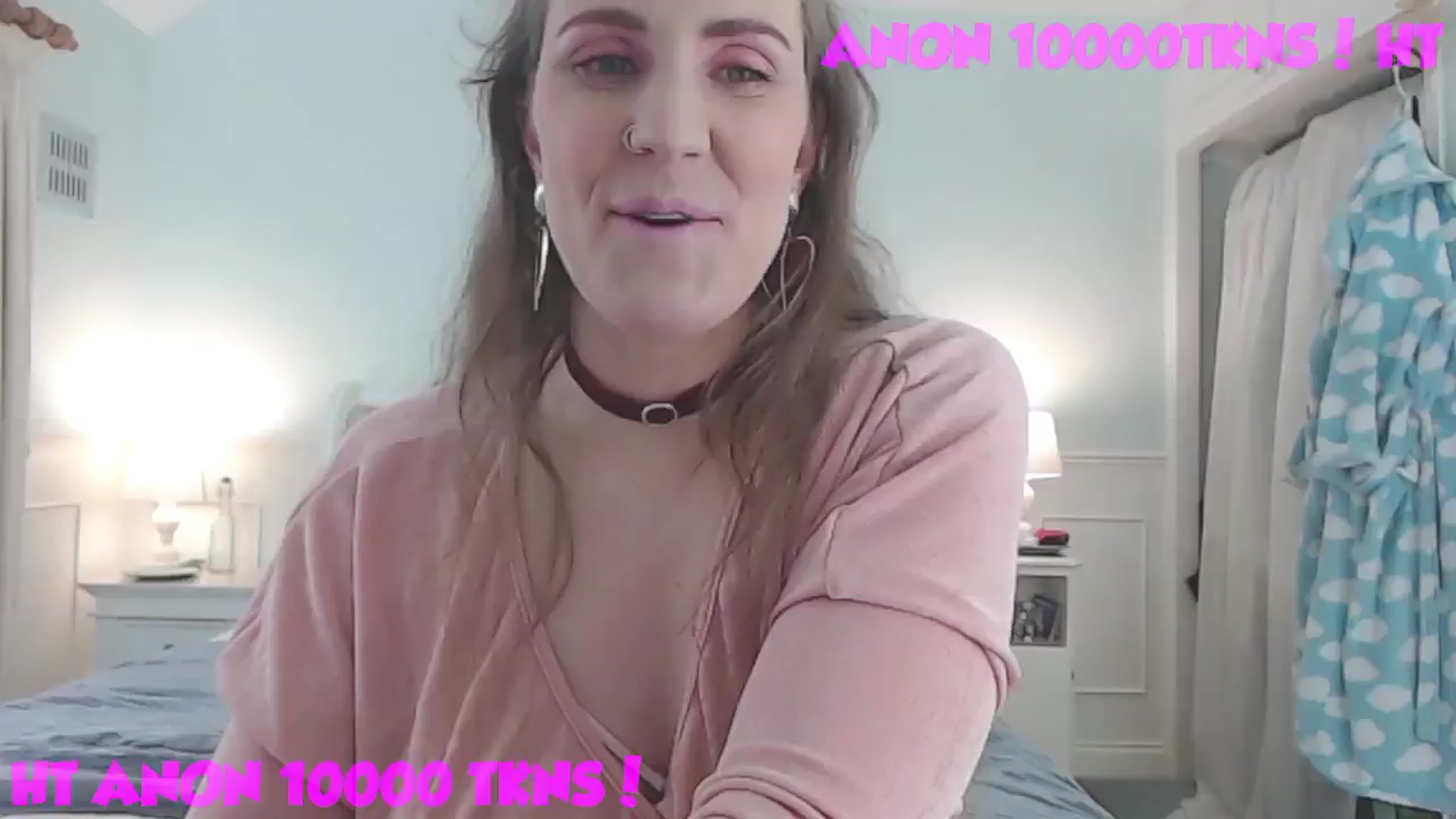 Gallery image thumbnail from Helen_Heights's myfreecams stream on, 12/22/2024, 24:48 image 18 of 20