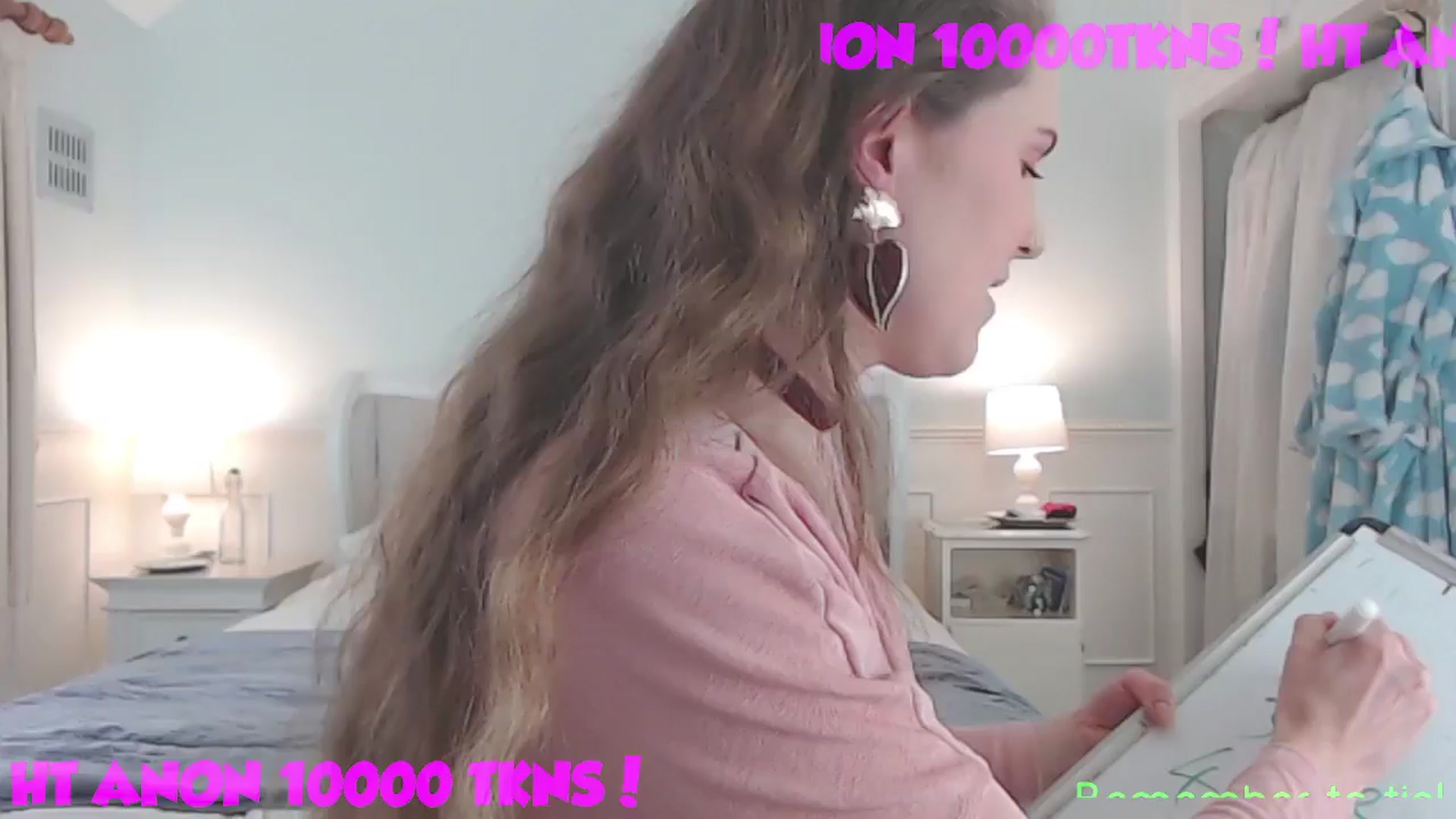 Gallery image thumbnail from Helen_Heights's myfreecams stream on, 12/22/2024, 24:48 image 8 of 20