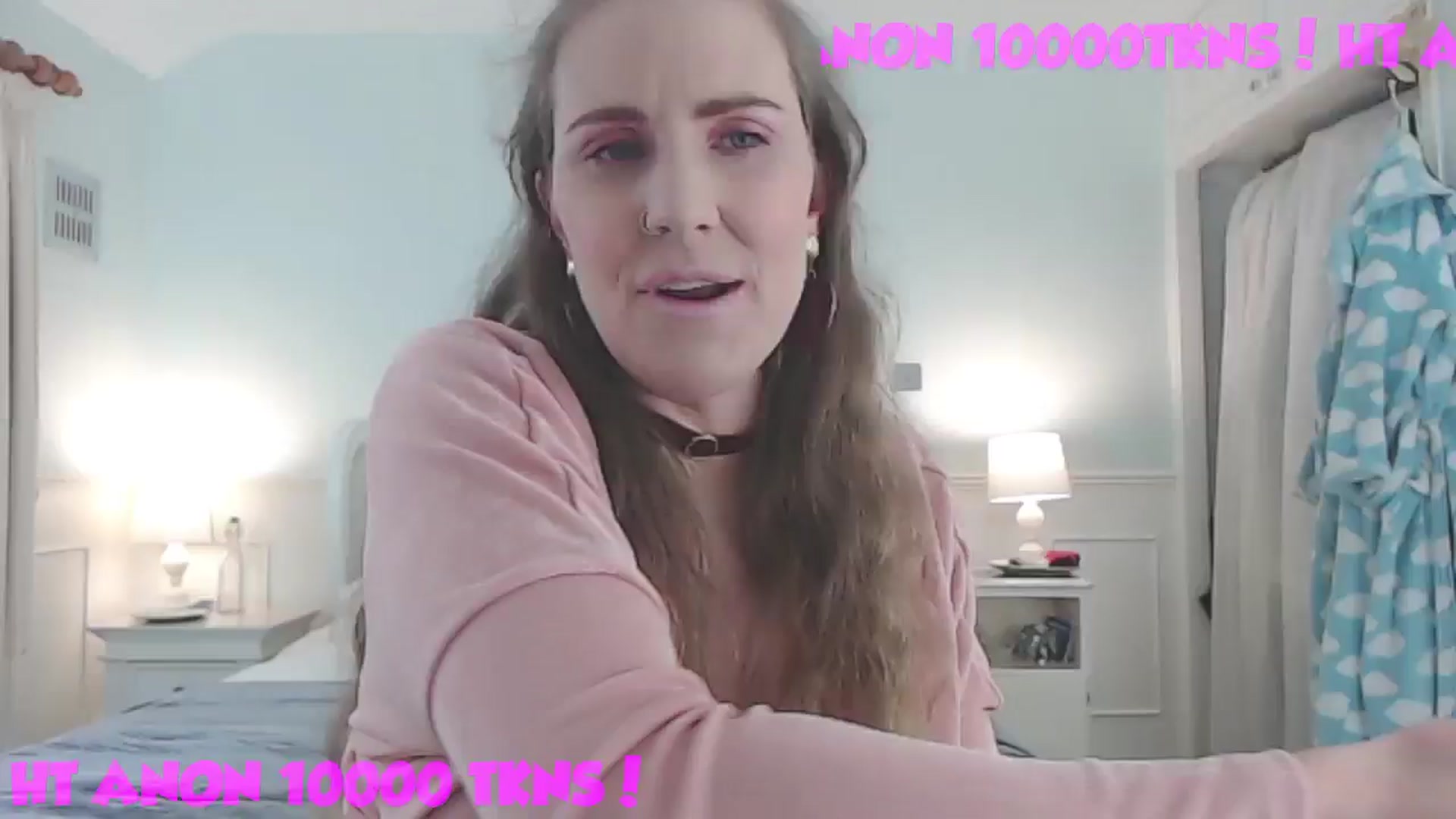 Gallery image thumbnail from Helen_Heights's myfreecams stream on, 12/22/2024, 24:48 image 13 of 20