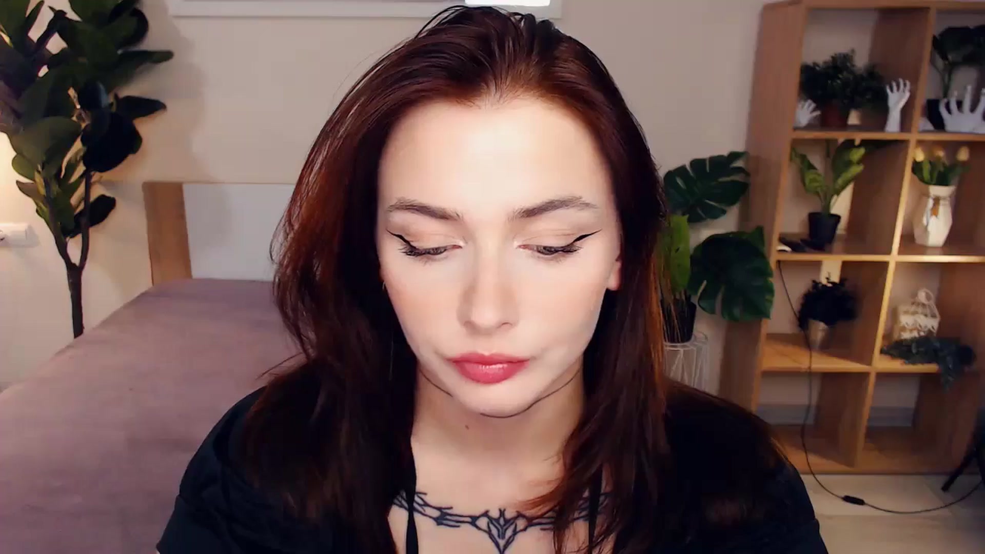 Gallery image thumbnail from Helen_of_Troy's myfreecams stream on, 09/04/2024, 21:08 image 6 of 20