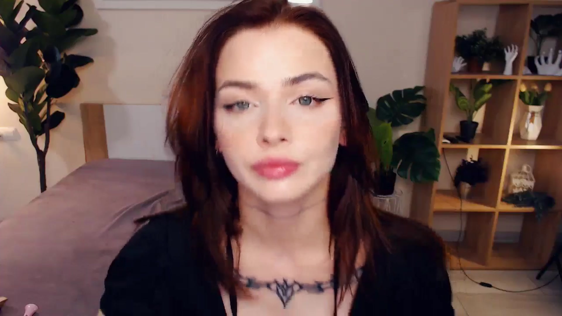 Gallery image thumbnail from Helen_of_Troy's myfreecams stream on, 09/04/2024, 21:52 image 3 of 20