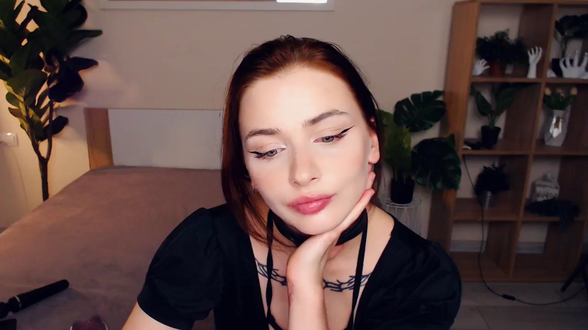 Gallery image thumbnail from Helen_of_Troy's myfreecams stream on, 09/04/2024, 22:57 image 10 of 20