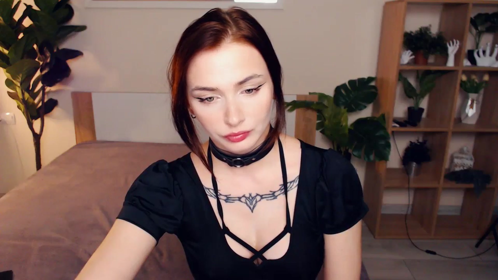Gallery image thumbnail from Helen_of_Troy's myfreecams stream on, 09/04/2024, 22:57 image 3 of 20