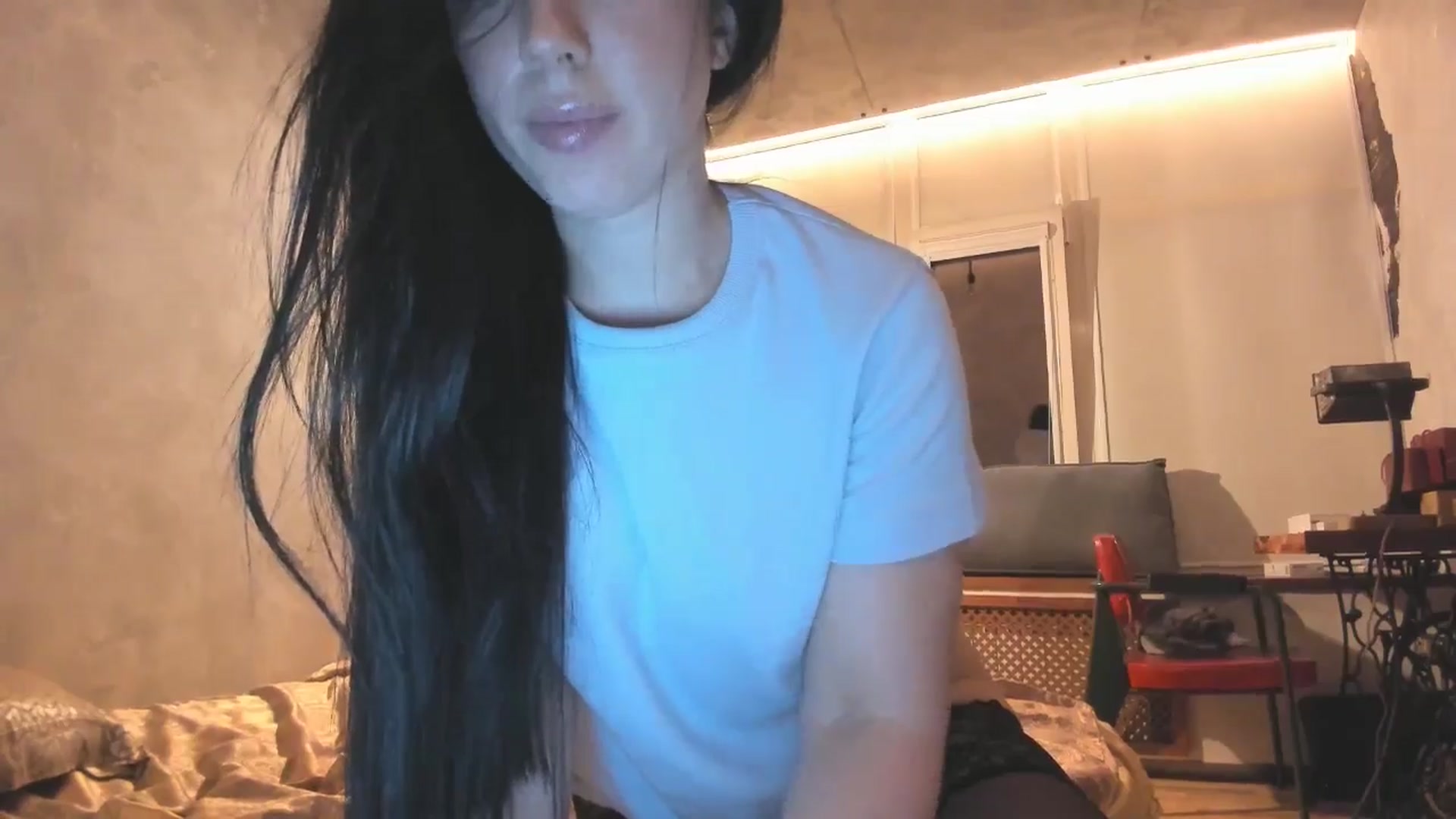 Gallery image thumbnail from HelenaPretty1's myfreecams stream on, 08/04/2024, 21:14 image 17 of 20