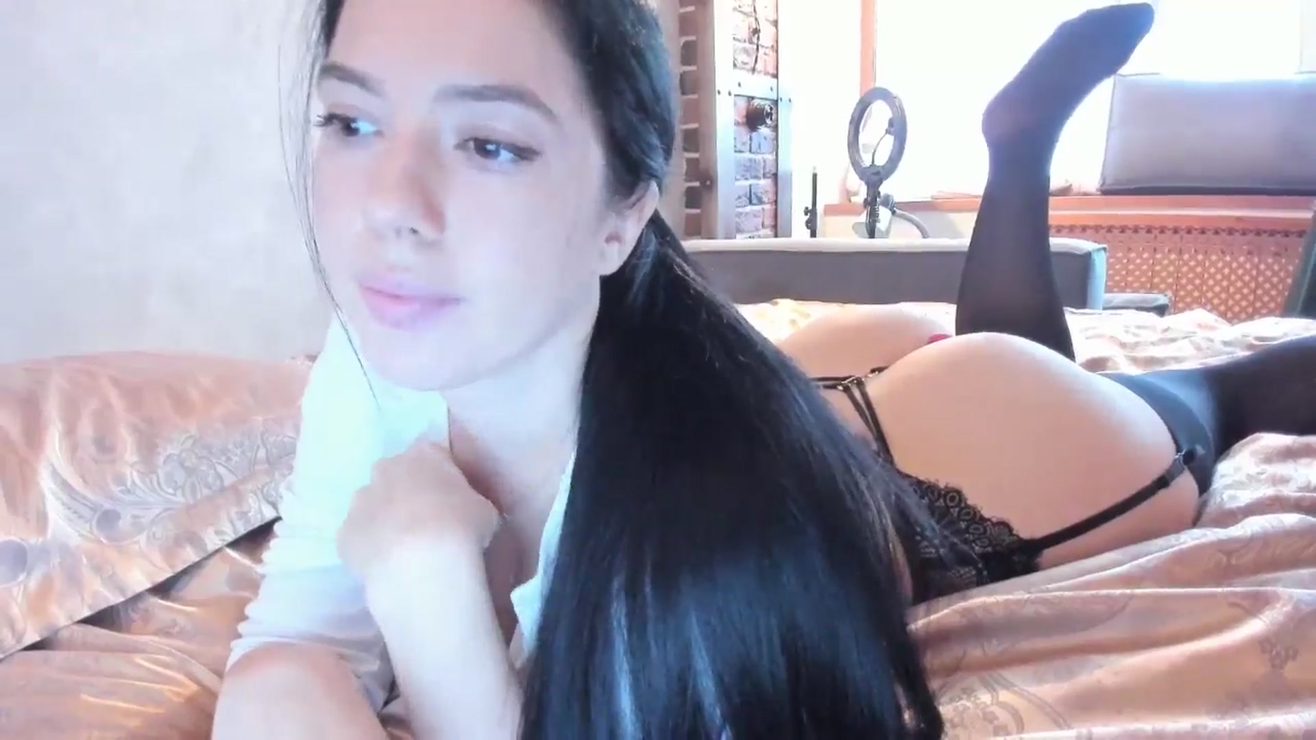 Gallery image thumbnail from HelenaPretty1's myfreecams stream on, 09/03/2024, 12:59 image 18 of 20