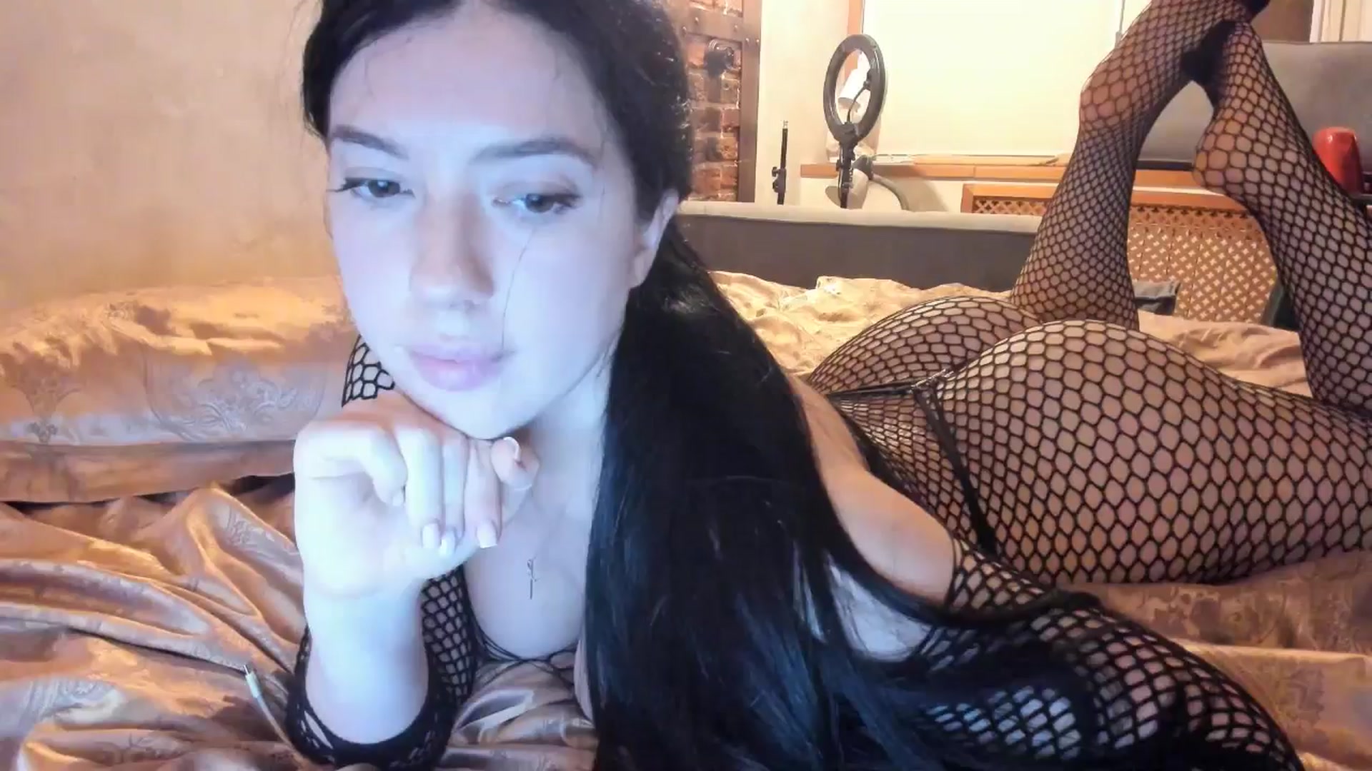 Gallery image thumbnail from HelenaPretty1's myfreecams stream on, 09/03/2024, 19:31 image 20 of 20