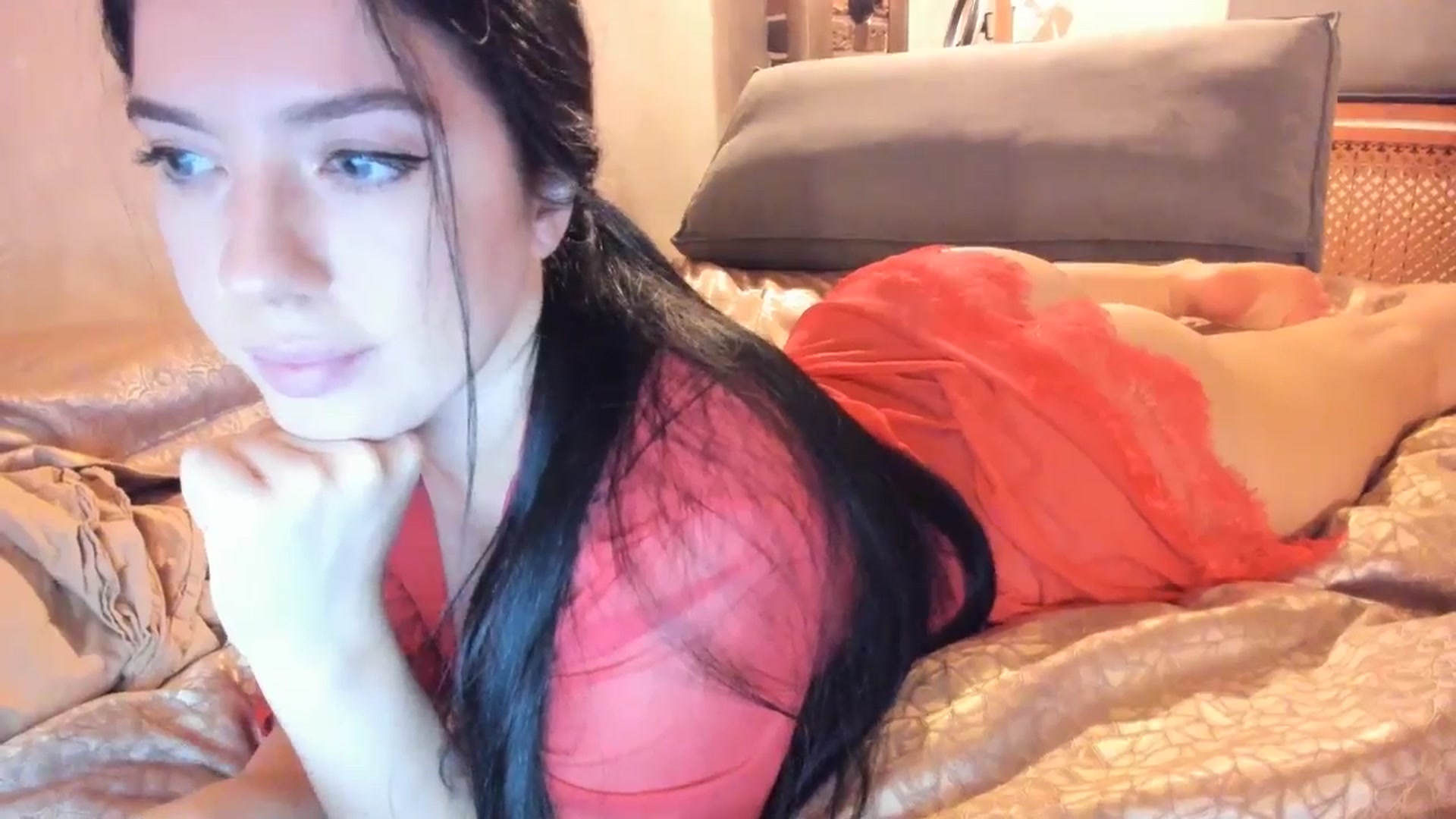 Gallery image thumbnail from HelenaPretty1's myfreecams stream on, 11/23/2024, 16:05 image 5 of 20