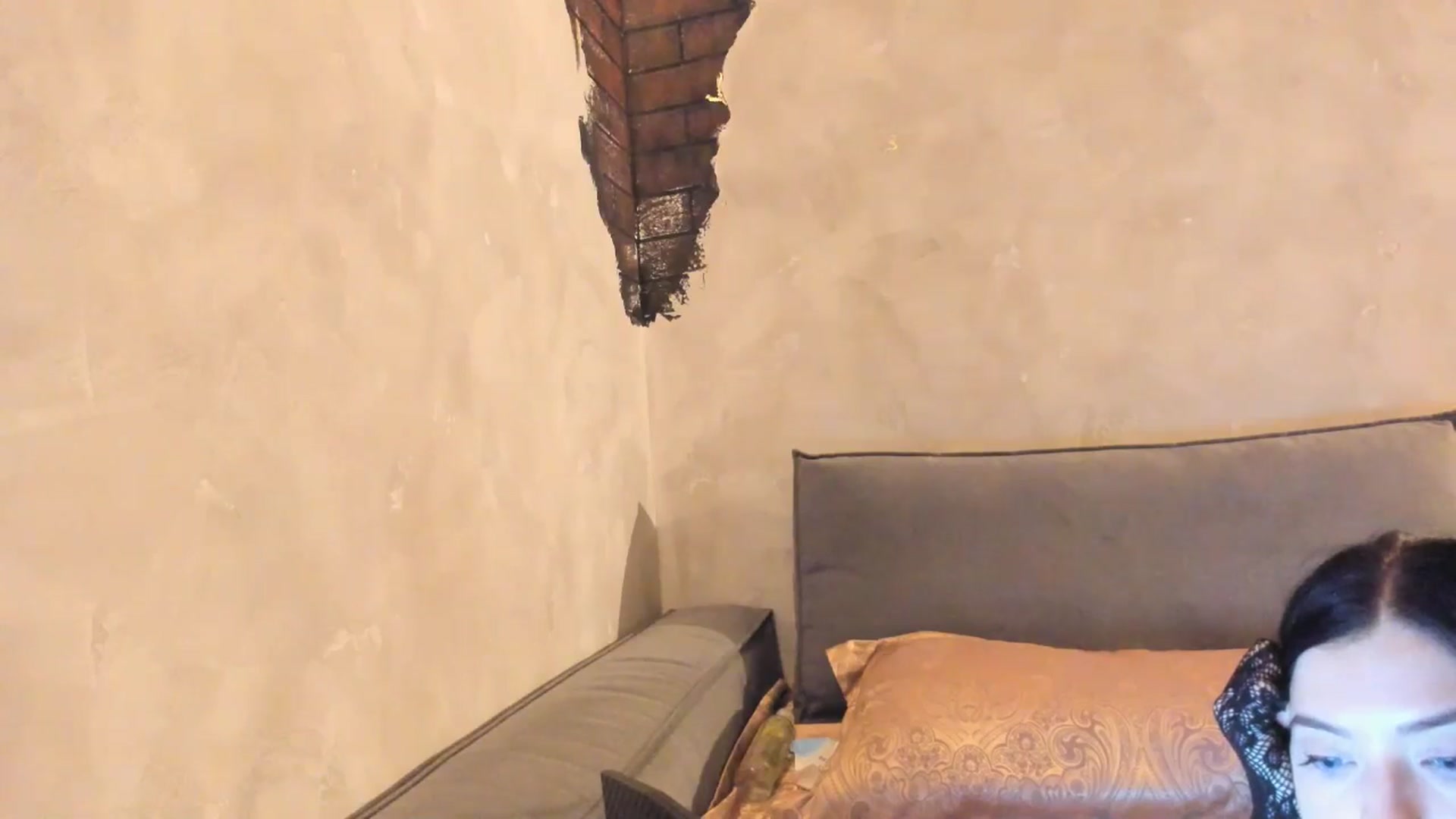 Gallery image thumbnail from HelenaPretty1's myfreecams stream on, 01/08/2025, 18:10 image 15 of 20