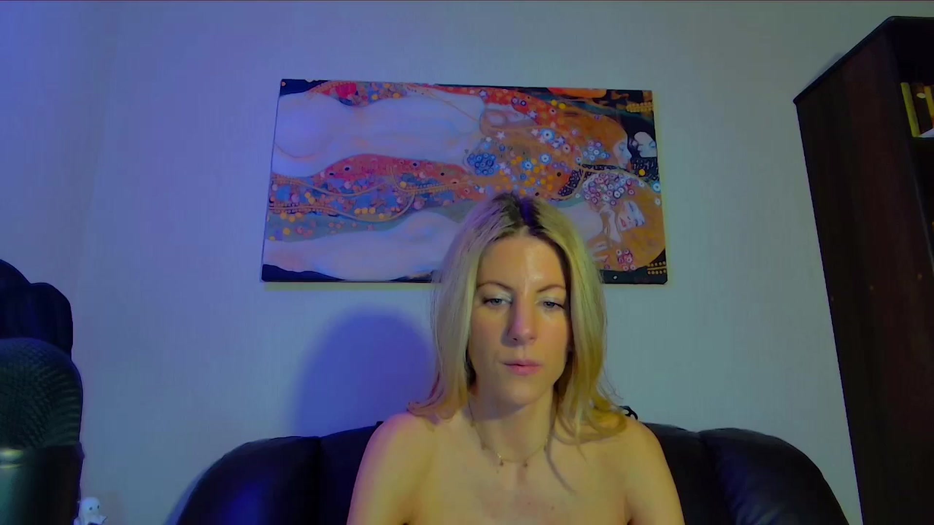 Gallery image thumbnail from Helena_'s myfreecams stream on, 02/02/2026, 10:57 image 1 of 20