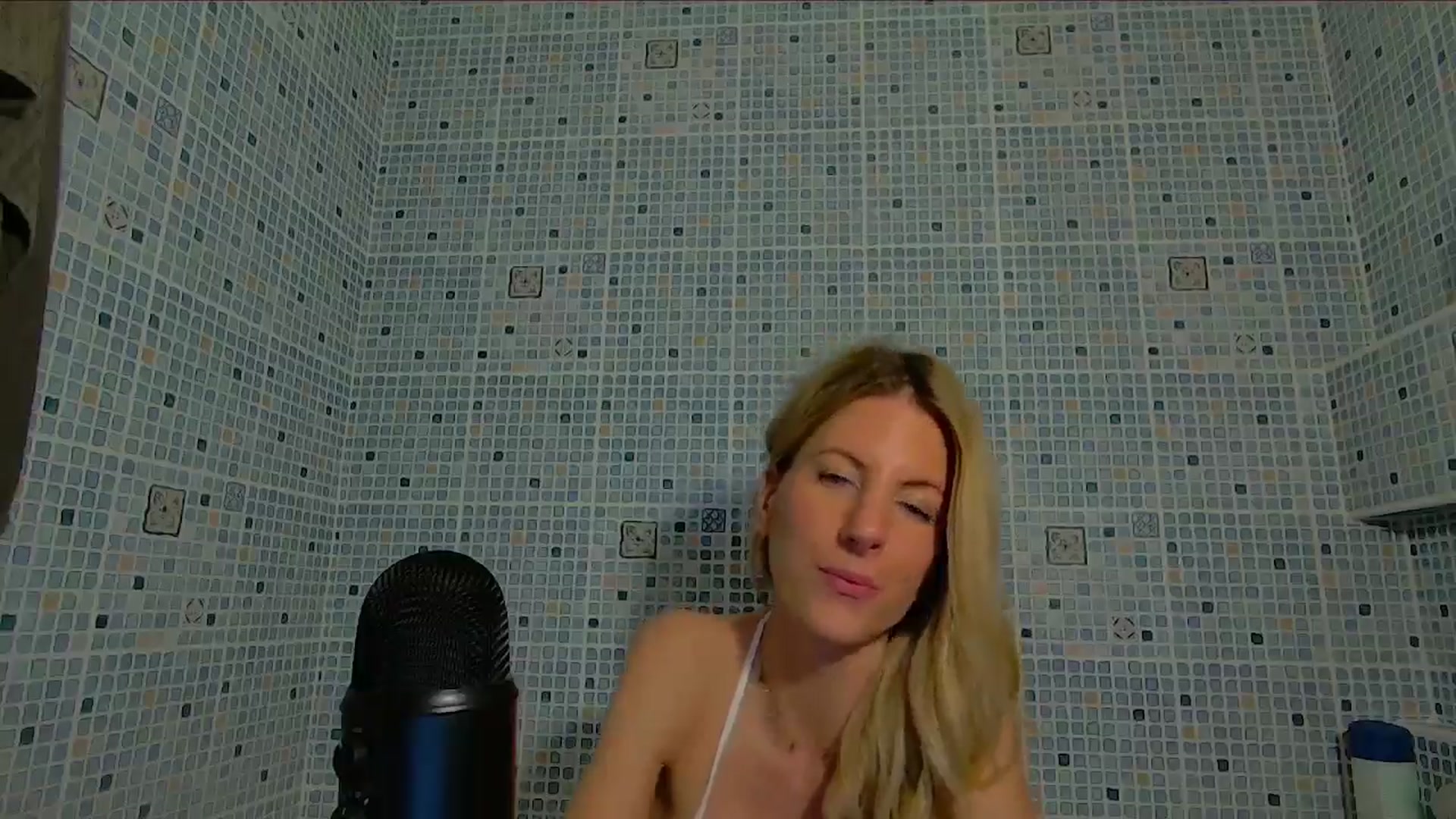 Gallery image thumbnail from Helena_'s myfreecams stream on, 02/02/2026, 20:11 image 20 of 20