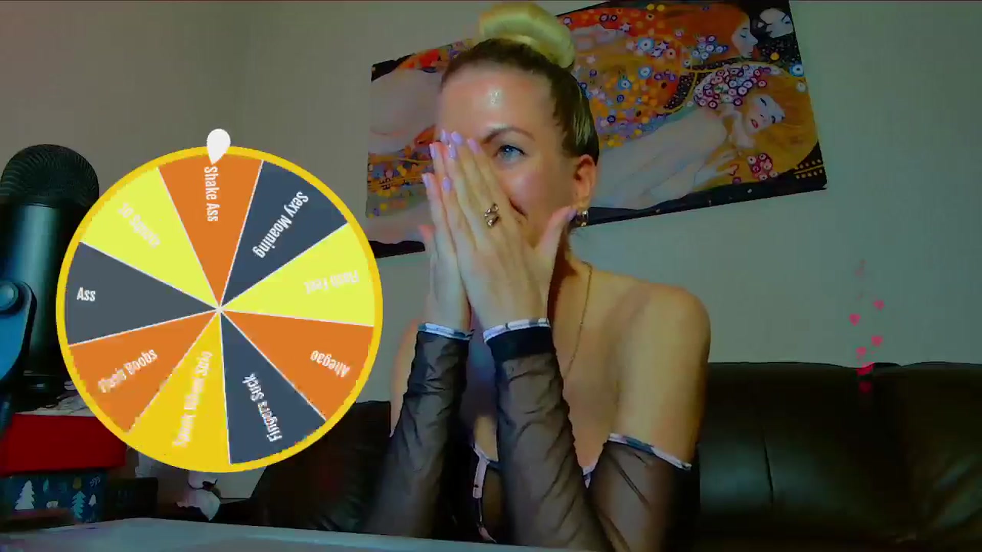 Gallery image thumbnail from Helena_'s myfreecams stream on, 02/12/2026, 17:11 image 7 of 20