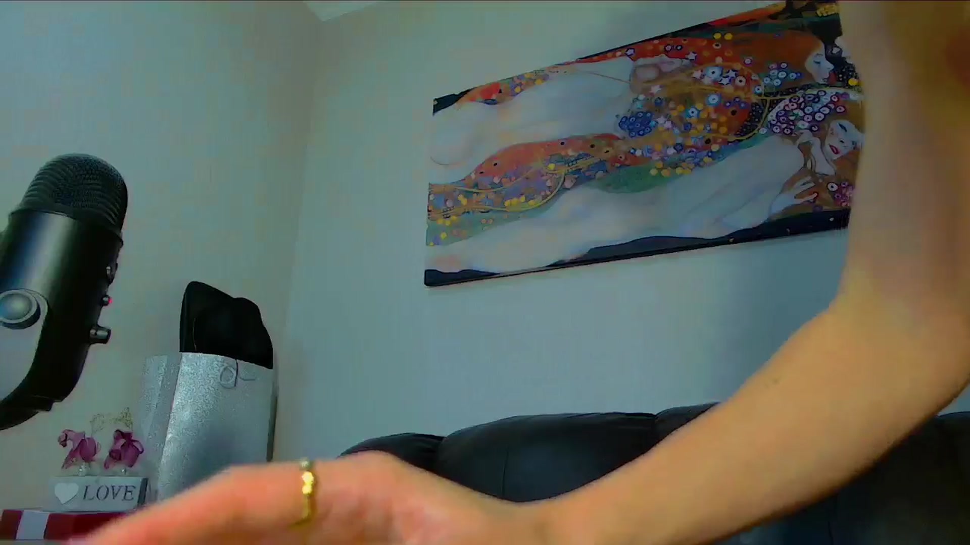 Gallery image thumbnail from Helena_'s myfreecams stream on, 02/25/2026, 13:30 image 14 of 20