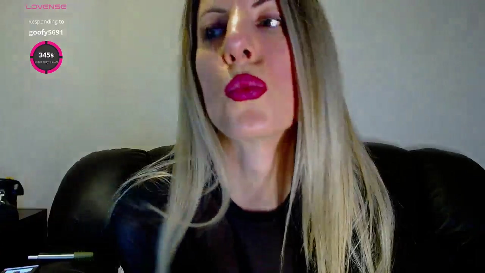 Gallery image thumbnail from Helenadoll's myfreecams stream on, 10/08/2024, 16:45 image 4 of 20