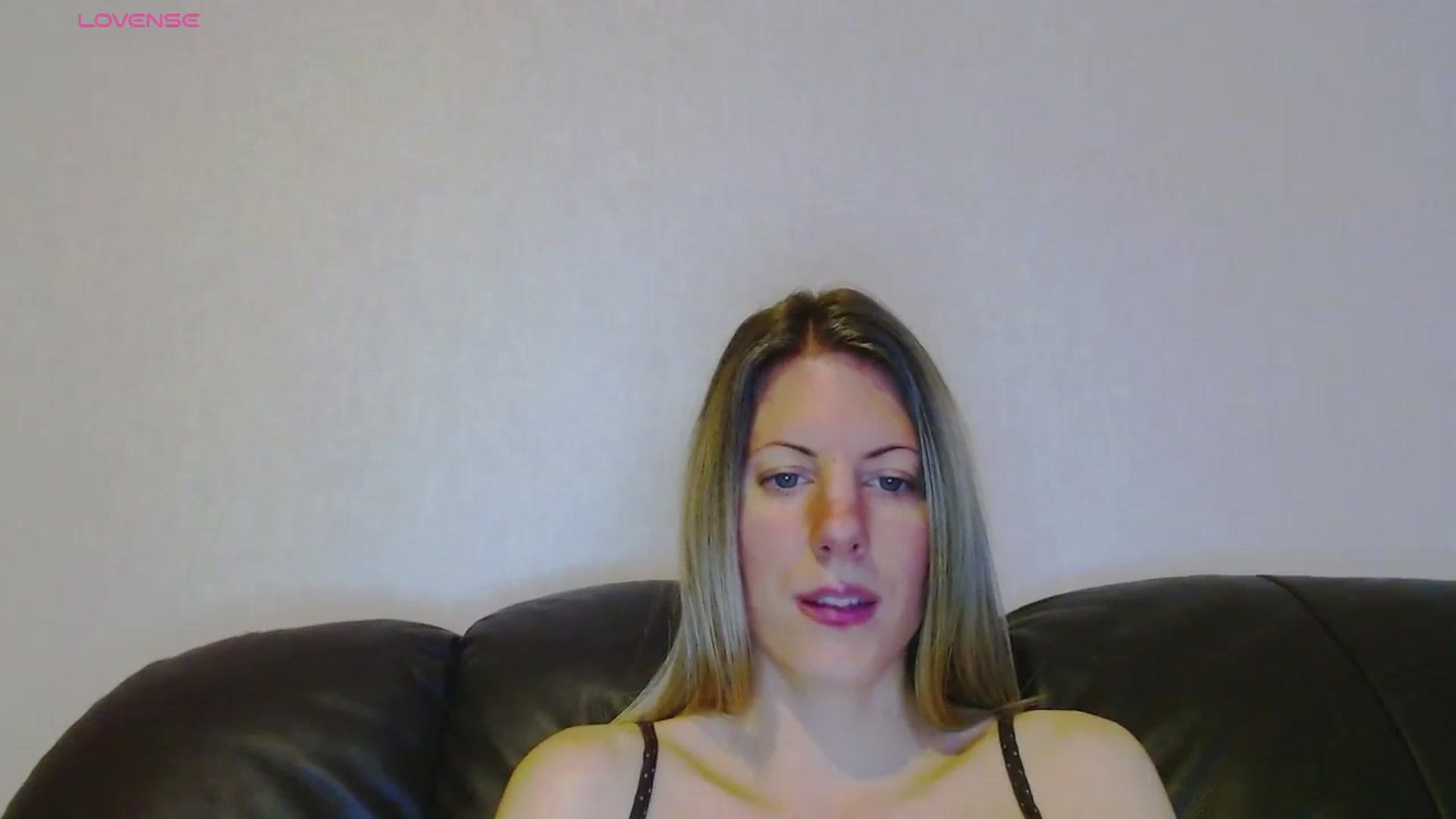 Gallery image thumbnail from Helenadoll's myfreecams stream on, 10/10/2024, 15:58 image 16 of 20