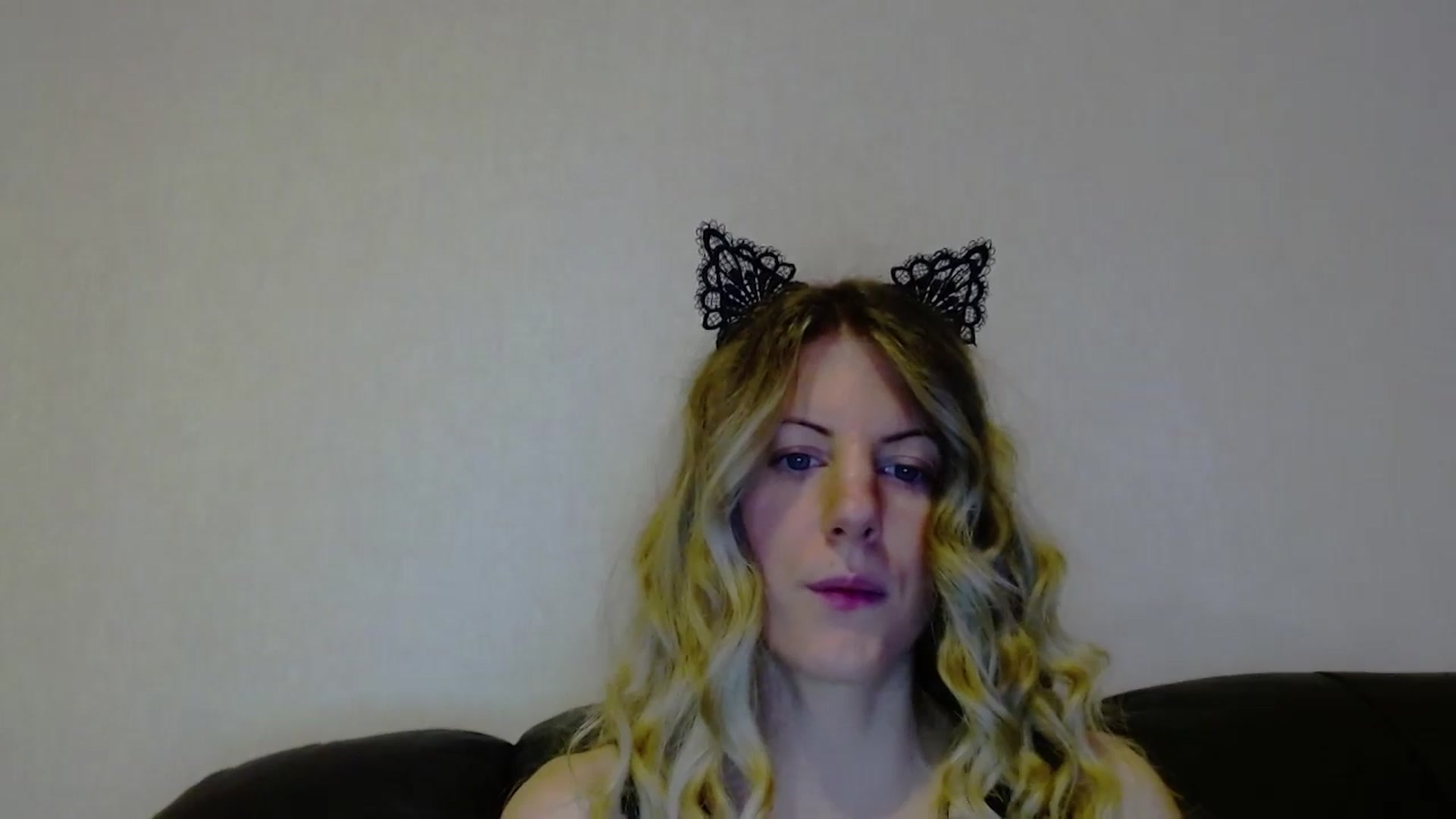 Gallery image thumbnail from Helenadoll's myfreecams stream on, 10/13/2024, 18:47 image 6 of 20