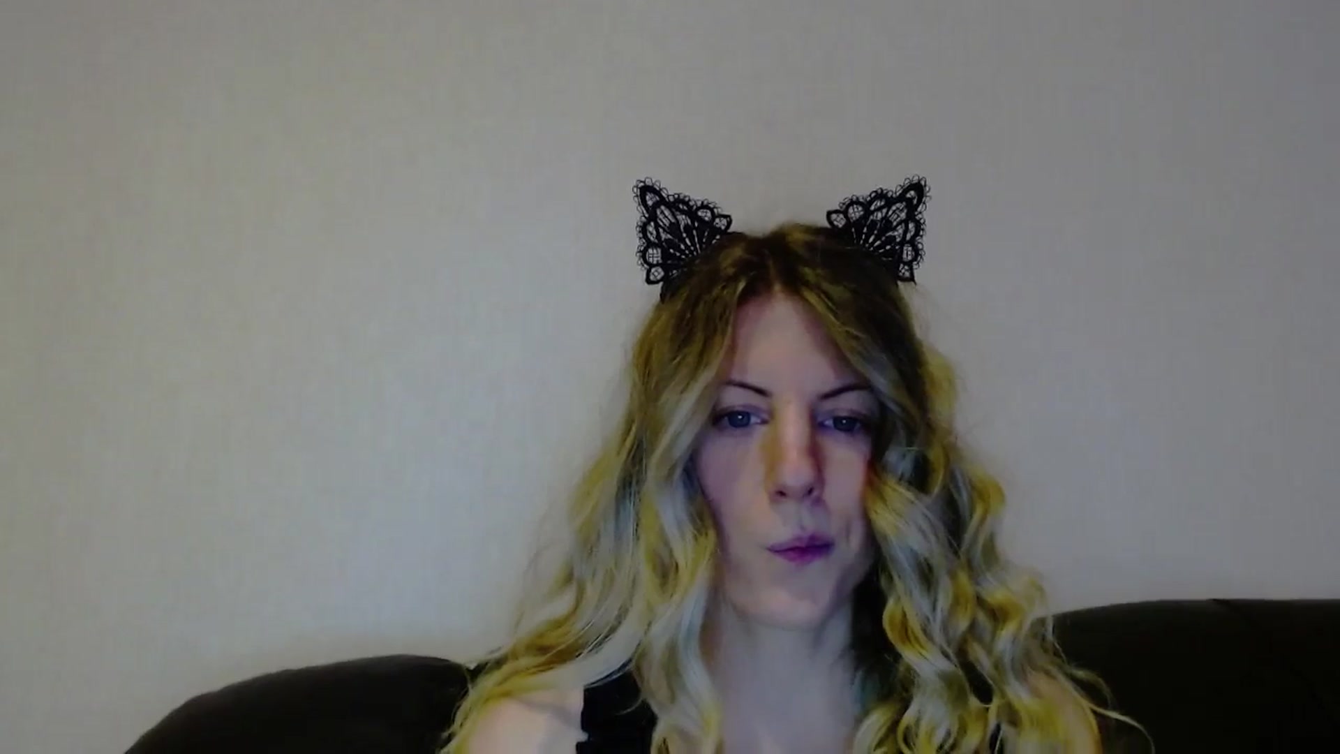Gallery image thumbnail from Helenadoll's myfreecams stream on, 10/13/2024, 18:47 image 5 of 20