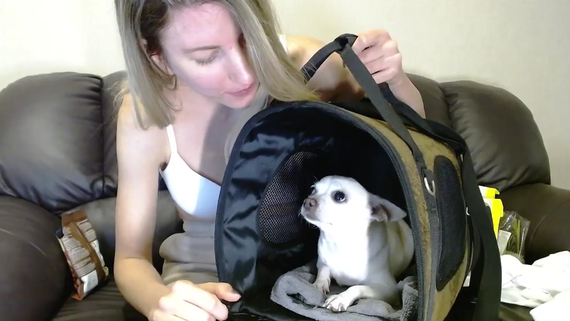 Gallery image thumbnail from Helenadoll's myfreecams stream on, 10/21/2024, 19:30 image 15 of 20