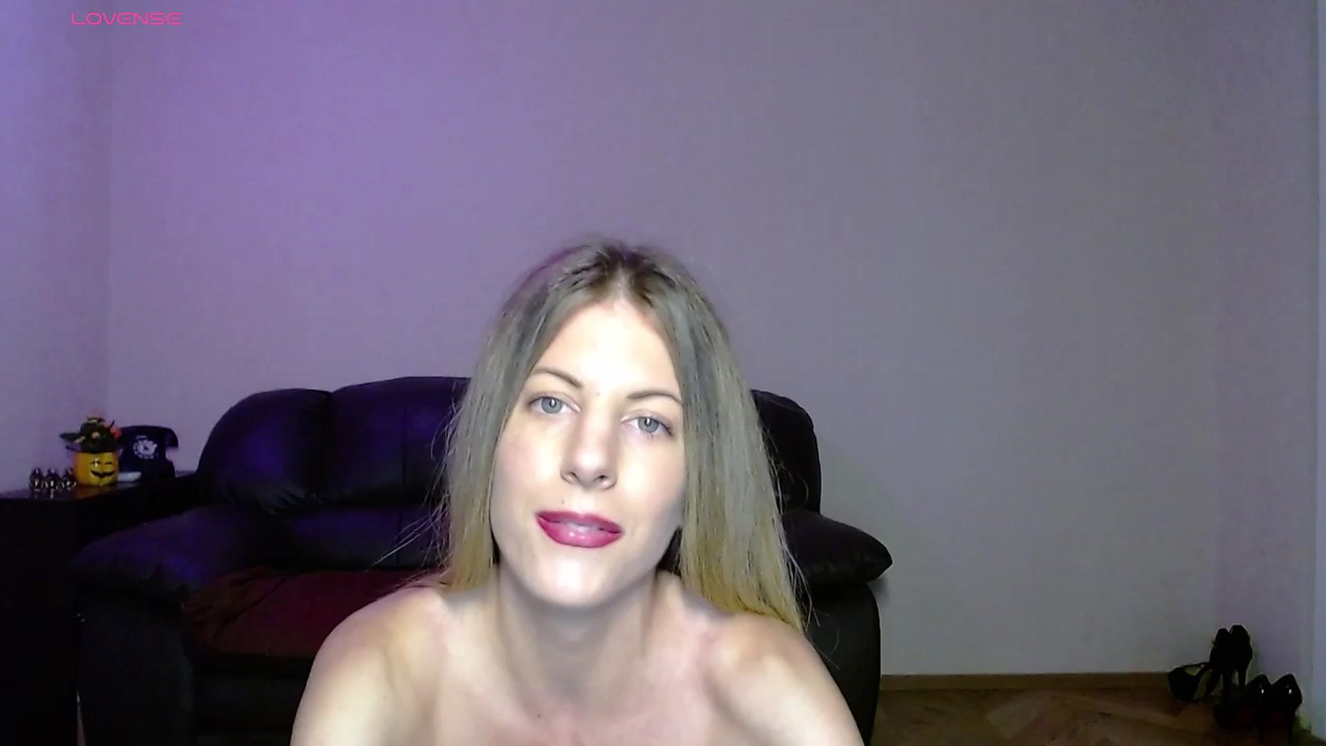 Gallery image thumbnail from Helenadoll's myfreecams stream on, 11/01/2024, 21:09 image 4 of 20