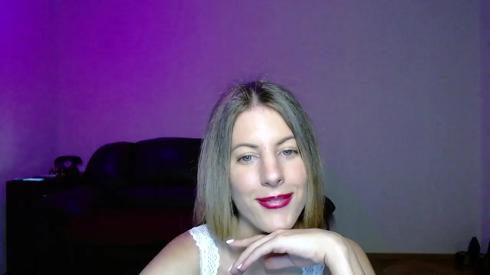 Gallery image thumbnail from Helenadoll's myfreecams stream on, 11/14/2024, 18:42 image 7 of 20