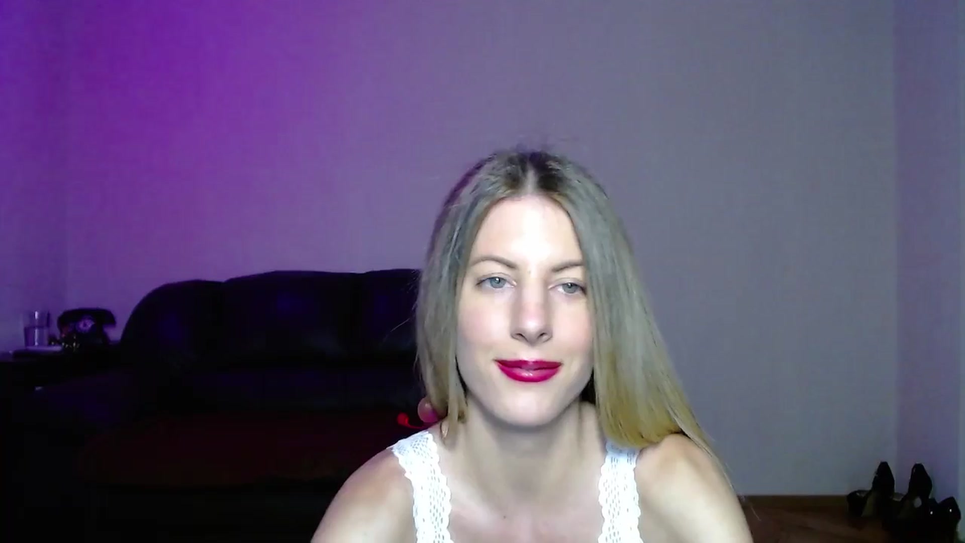 Gallery image thumbnail from Helenadoll's myfreecams stream on, 11/14/2024, 18:42 image 17 of 20