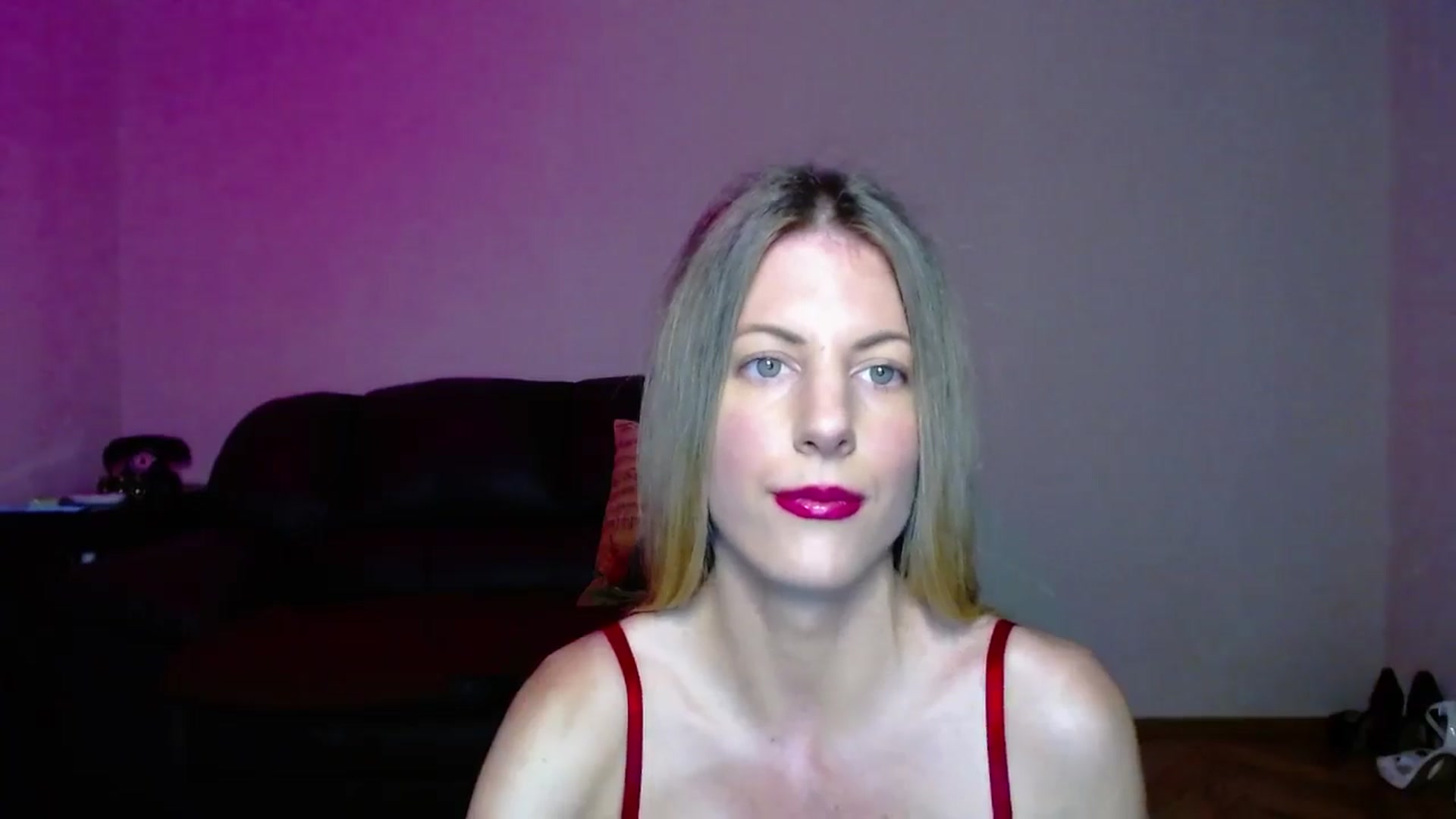 Gallery image thumbnail from Helenadoll's myfreecams stream on, 11/19/2024, 18:04 image 11 of 20