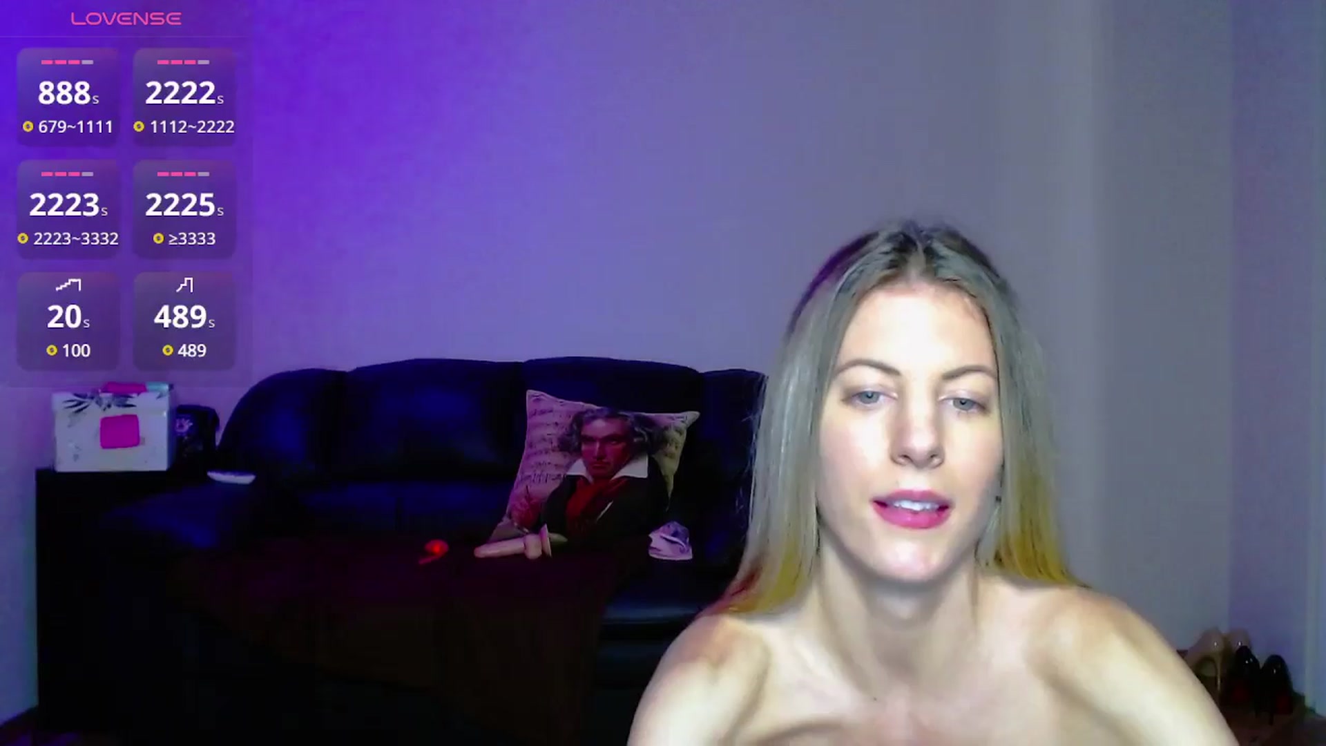 Gallery image thumbnail from Helenadoll's myfreecams stream on, 12/04/2024, 23:21 image 17 of 20