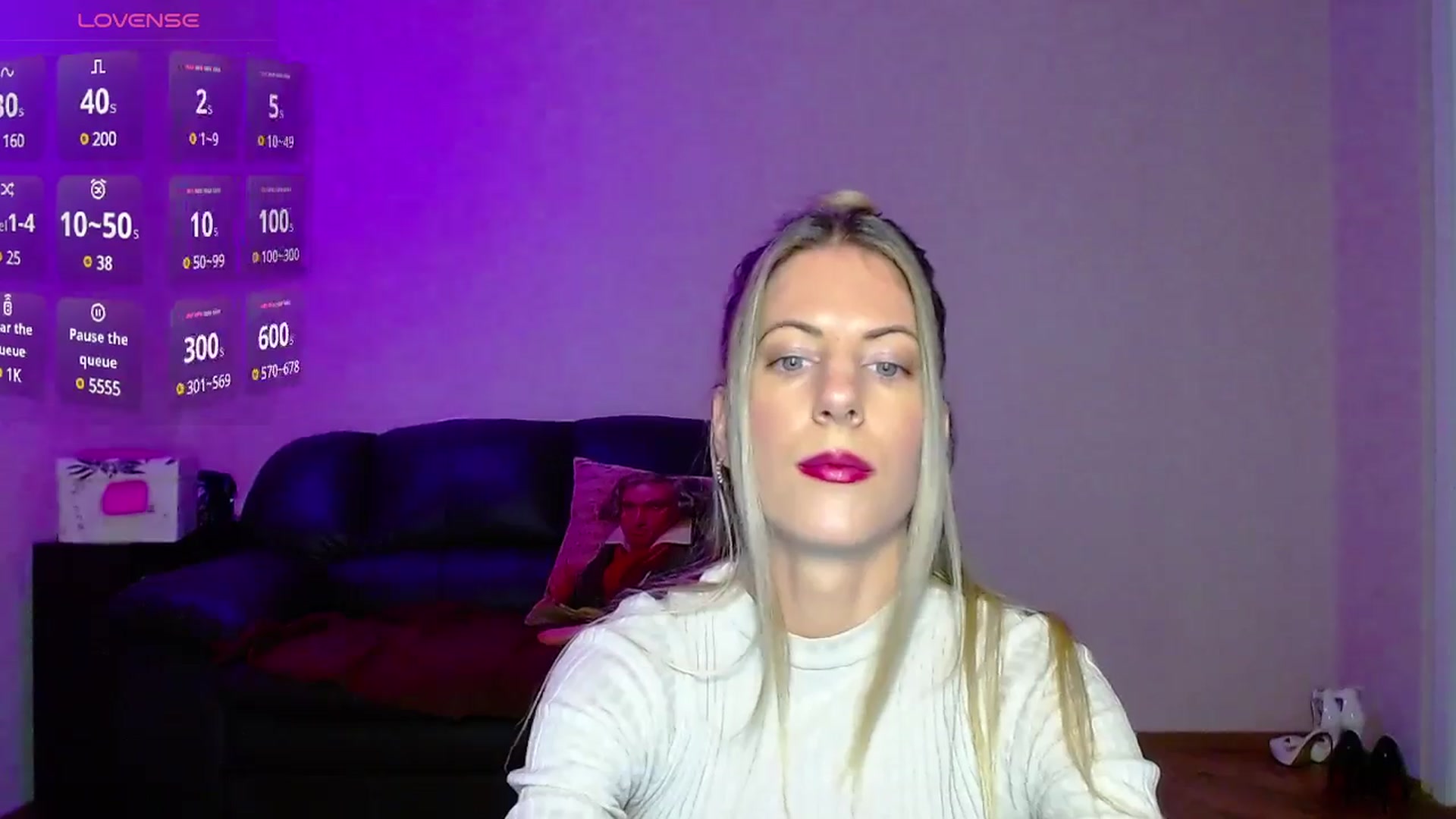 Gallery image thumbnail from Helenadoll's myfreecams stream on, 12/06/2024, 22:04 image 9 of 20