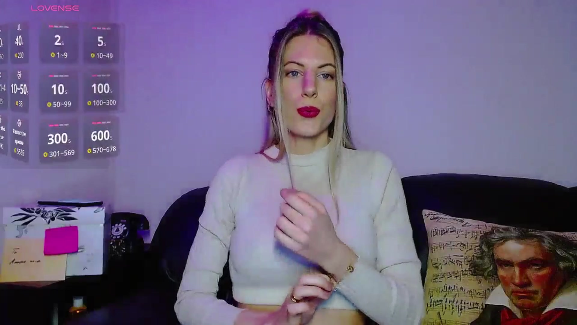 Gallery image thumbnail from Helenadoll's myfreecams stream on, 12/06/2024, 22:04 image 6 of 20