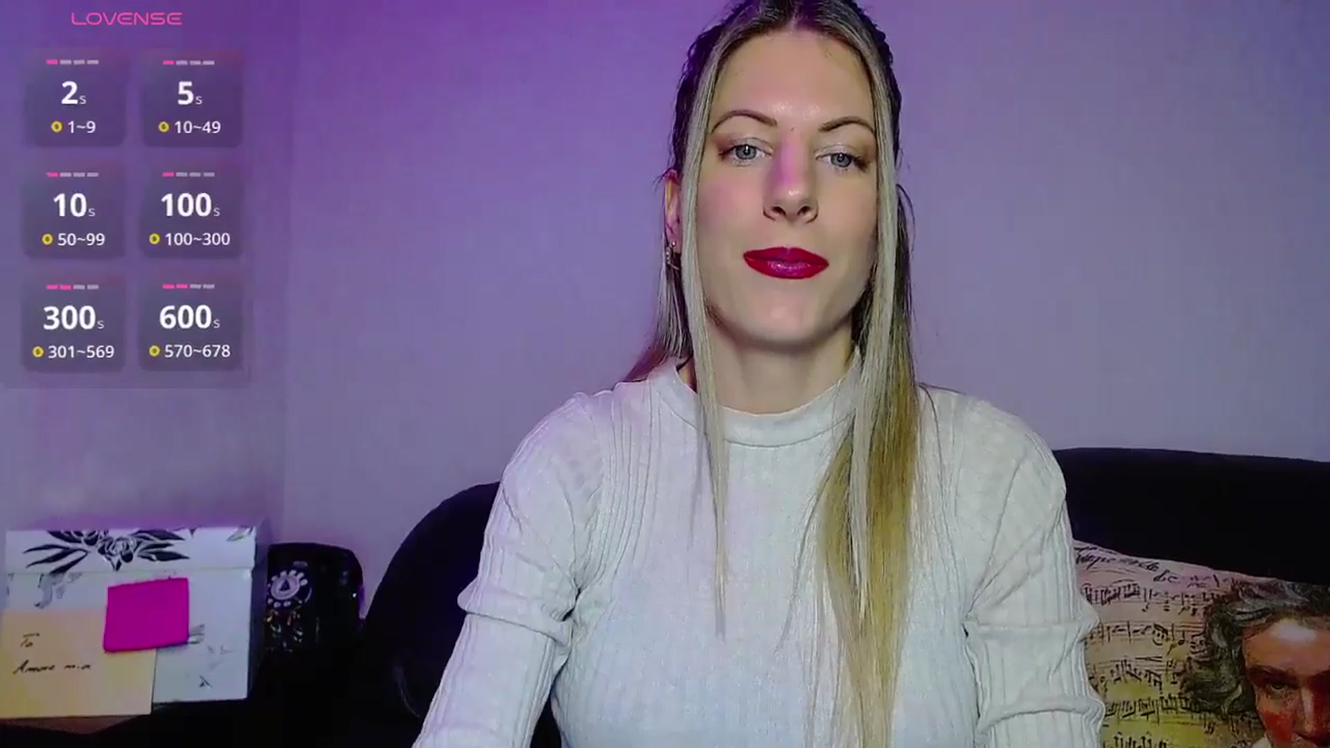 Gallery image thumbnail from Helenadoll's myfreecams stream on, 12/06/2024, 22:04 image 4 of 20