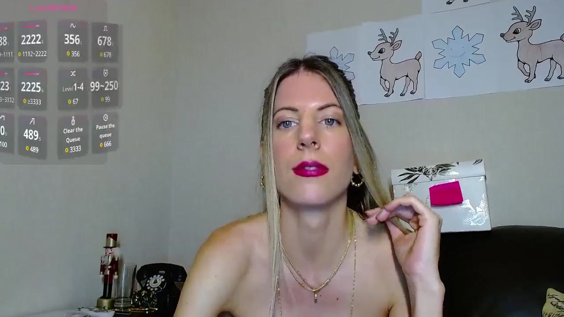 Gallery image thumbnail from Helenadoll's myfreecams stream on, 12/15/2024, 22:51 image 17 of 20