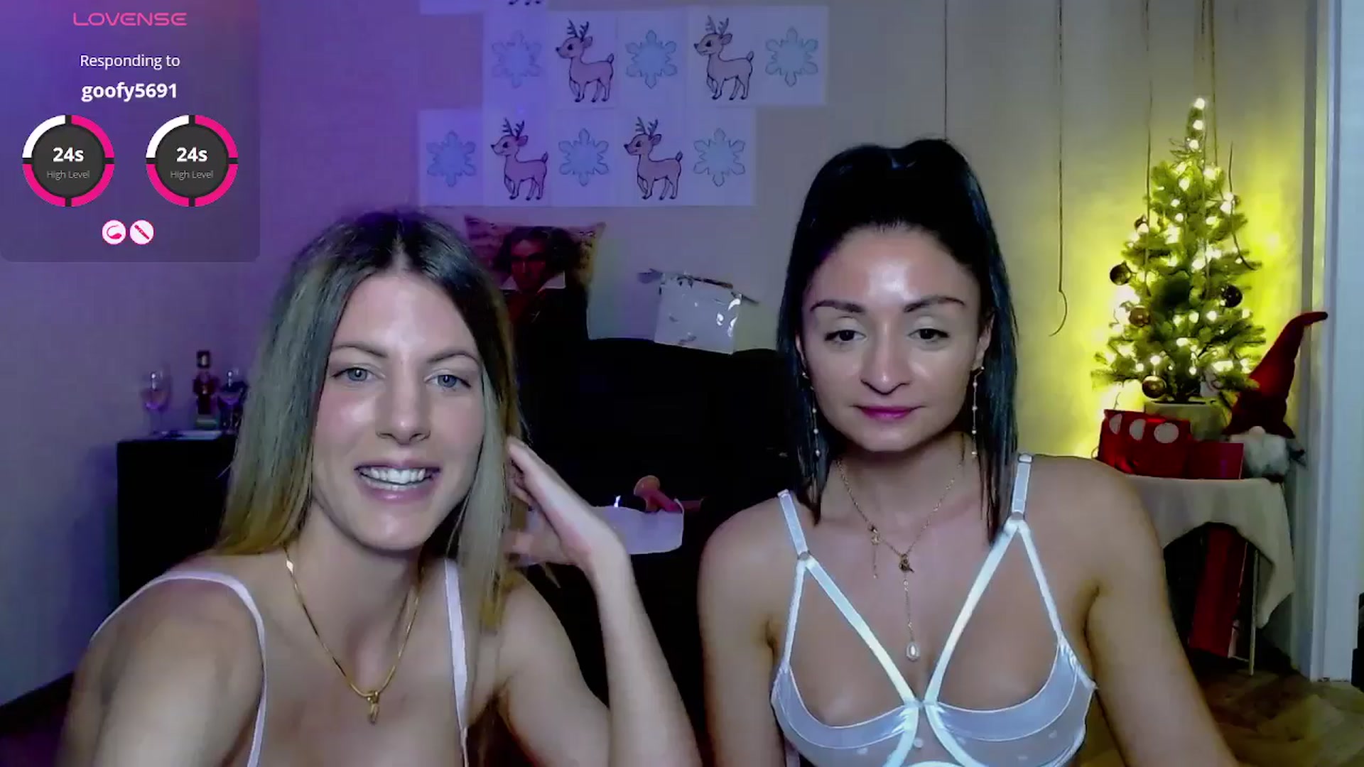 Gallery image thumbnail from Helenadoll's myfreecams stream on, 01/01/2025, 24:19 image 5 of 20