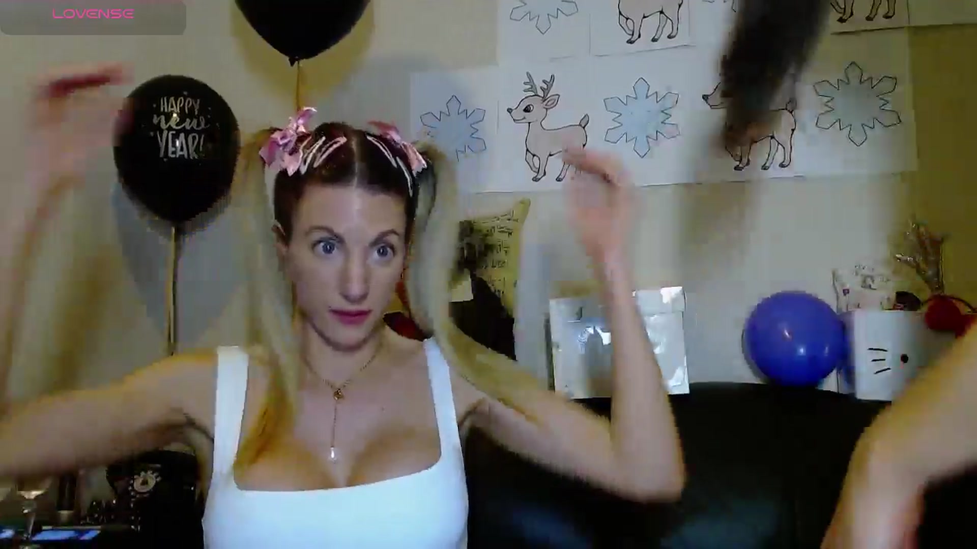 Gallery image thumbnail from Helenadoll's myfreecams stream on, 01/04/2025, 24:29 image 10 of 20