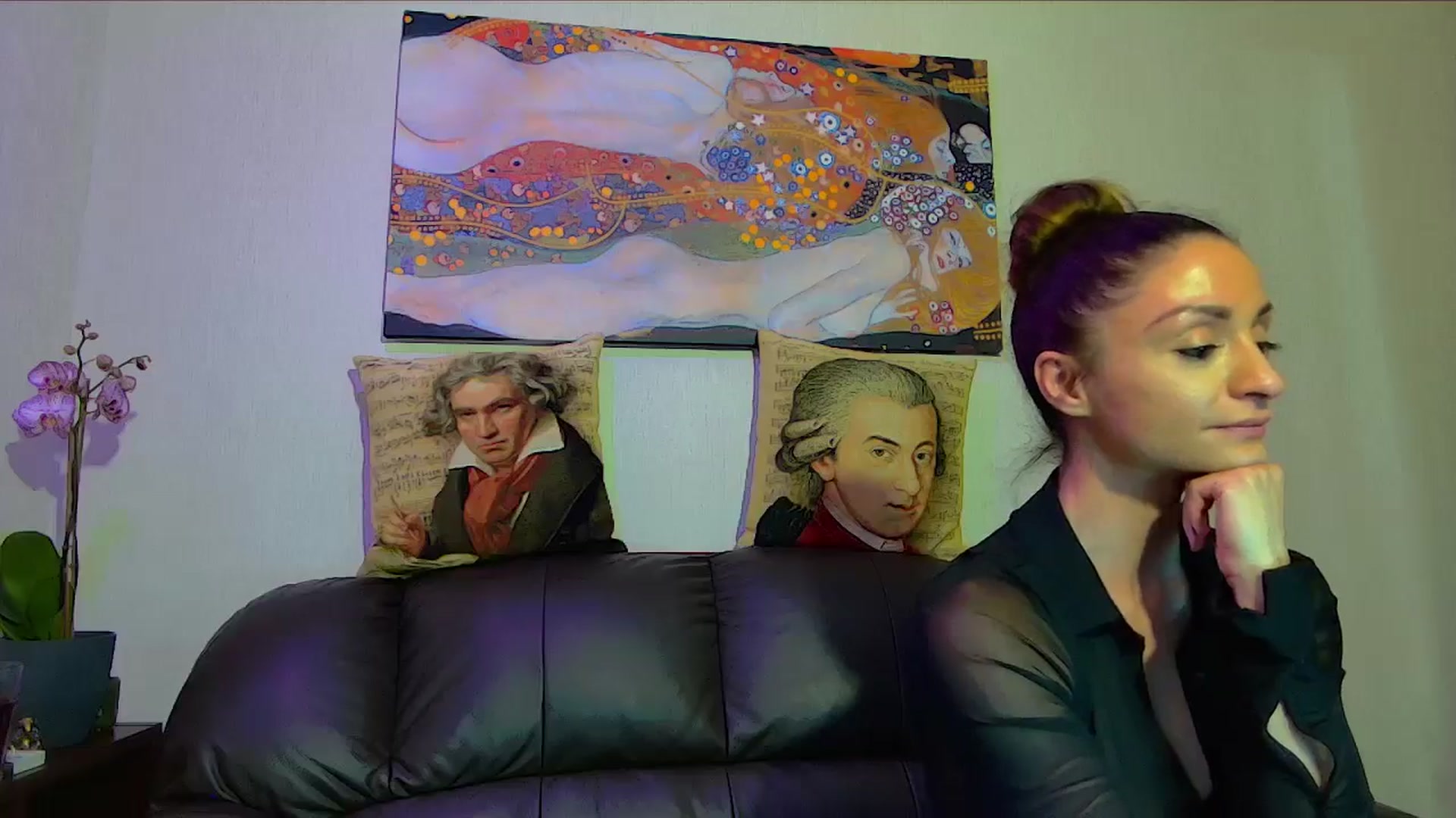 Gallery image thumbnail from Helenadoll's myfreecams stream on, 03/10/2025, 20:33 image 20 of 20