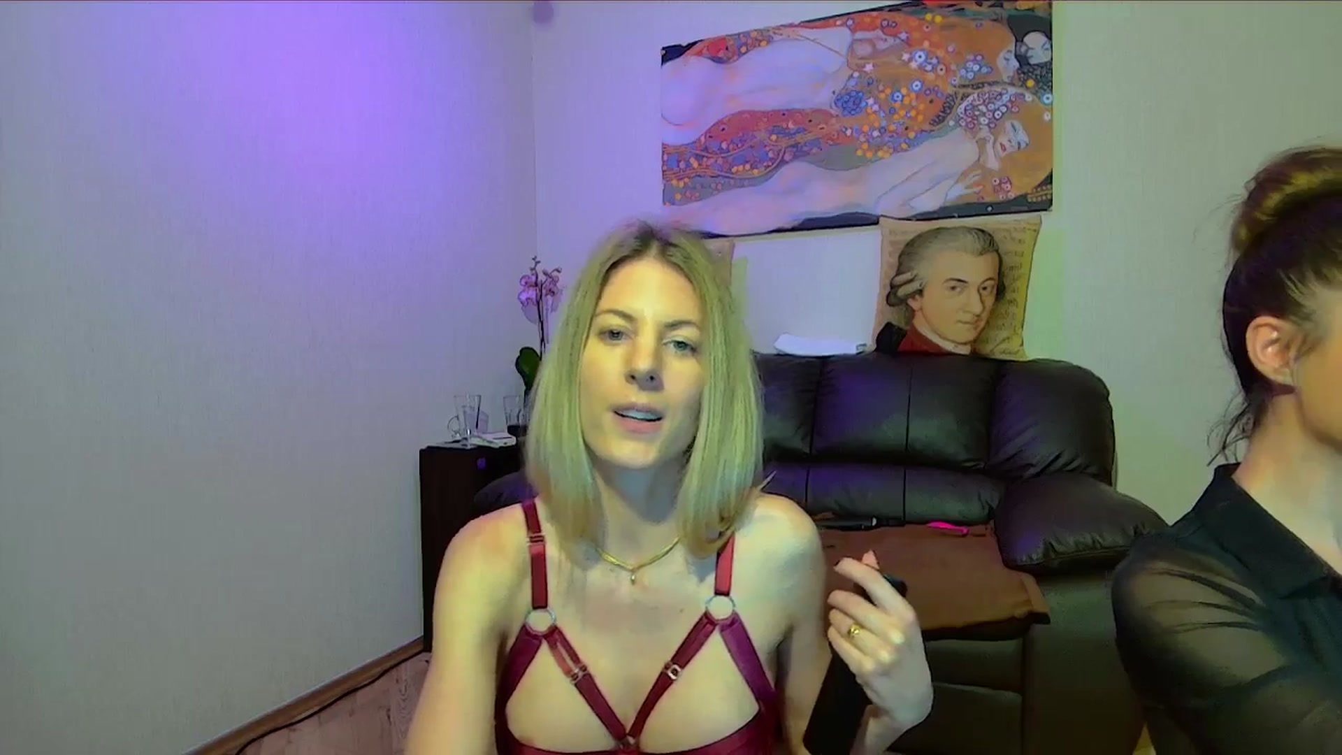 Gallery image thumbnail from Helenadoll's myfreecams stream on, 03/10/2025, 22:36 image 20 of 20