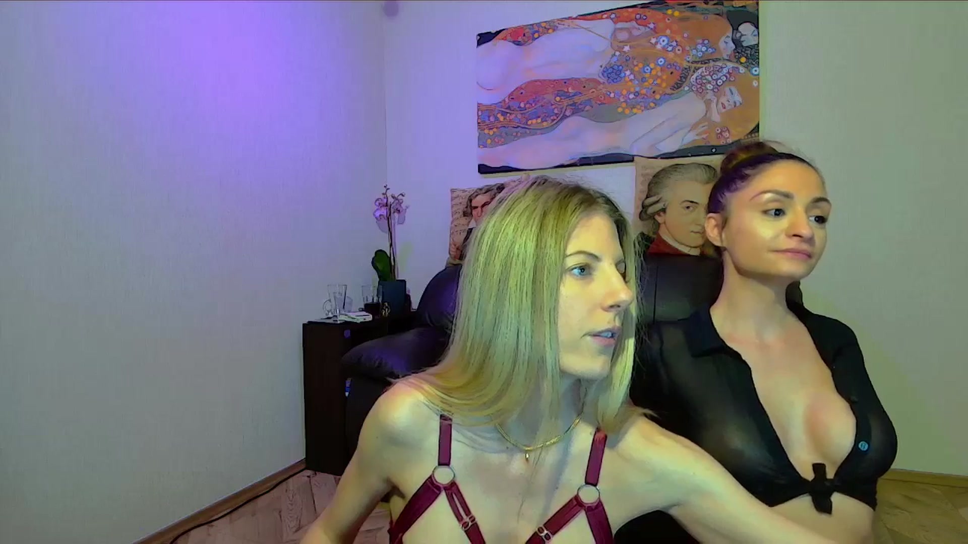 Gallery image thumbnail from Helenadoll's myfreecams stream on, 03/10/2025, 22:36 image 5 of 20