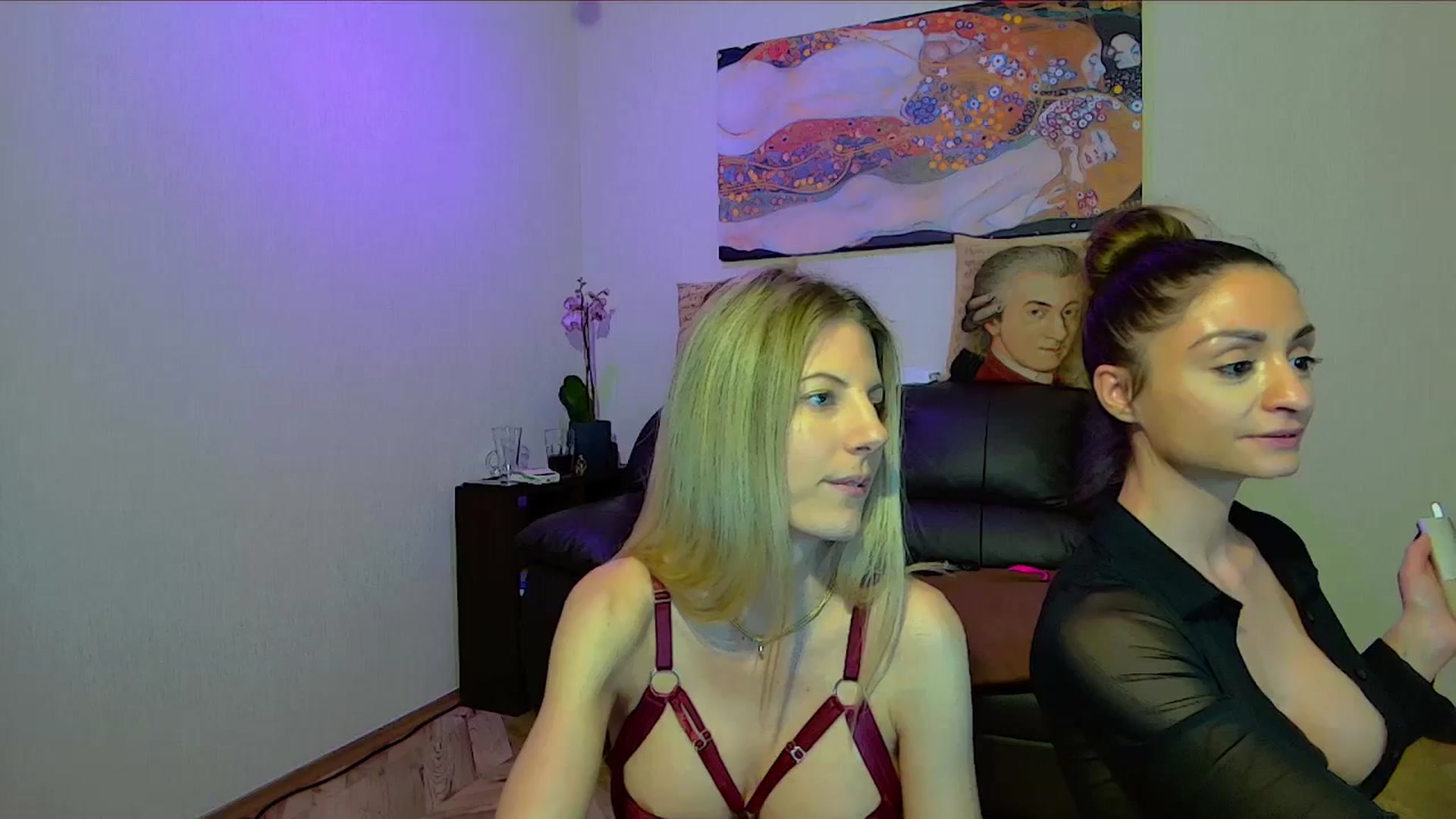 Gallery image thumbnail from Helenadoll's myfreecams stream on, 03/10/2025, 22:36 image 9 of 20