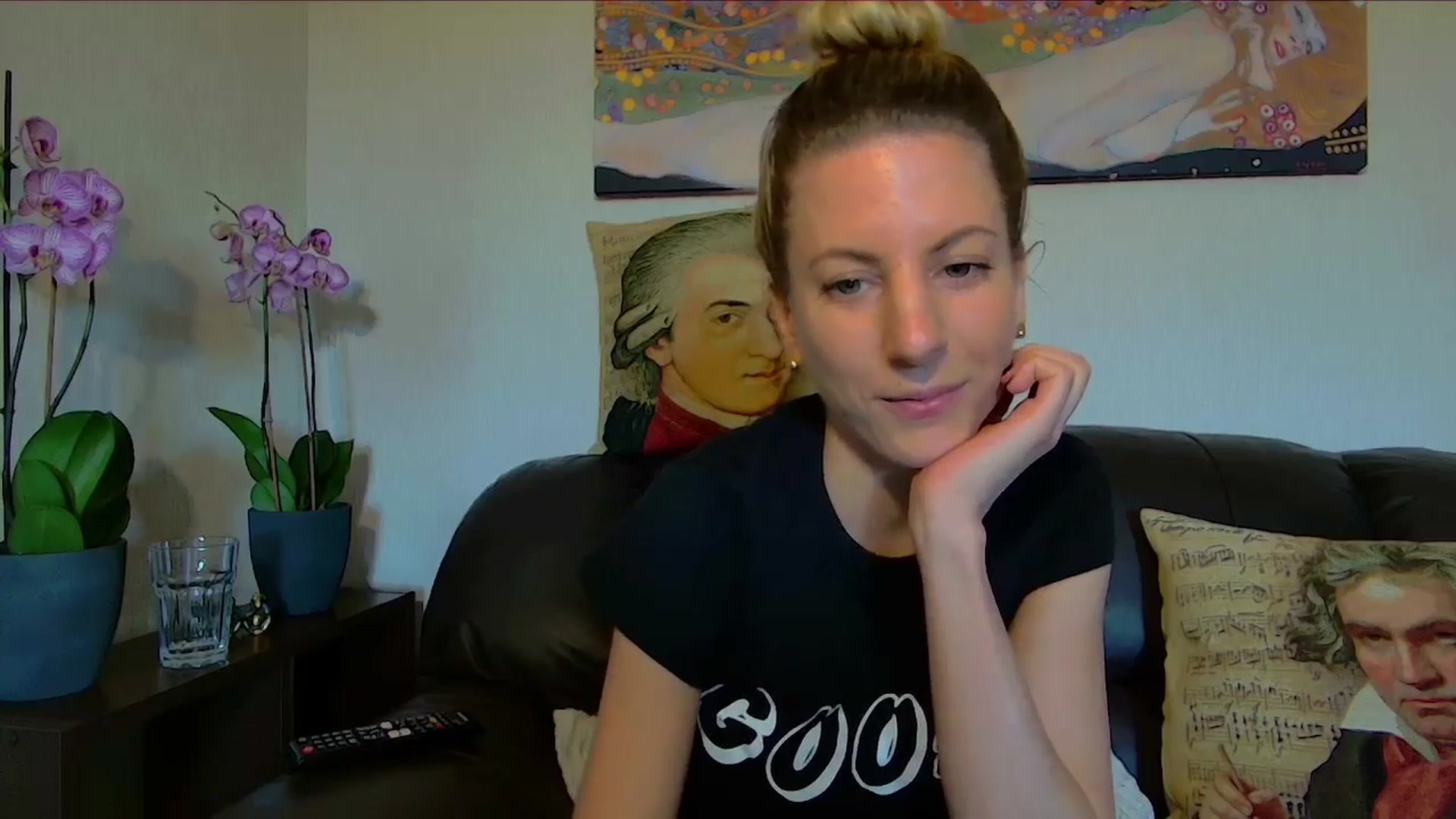 Gallery image thumbnail from Helenadoll's myfreecams stream on, 03/21/2025, 17:22 image 6 of 20