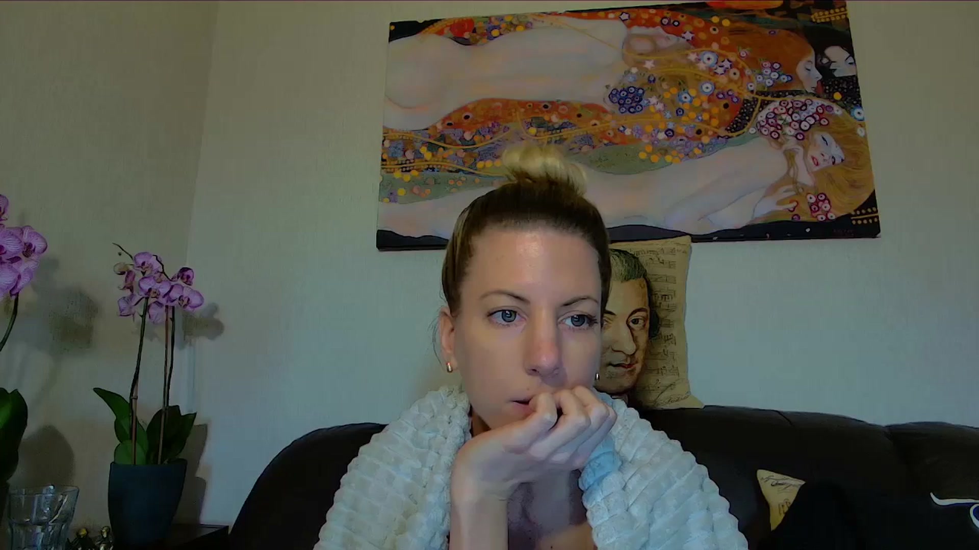 Gallery image thumbnail from Helenadoll's myfreecams stream on, 03/21/2025, 17:22 image 13 of 20